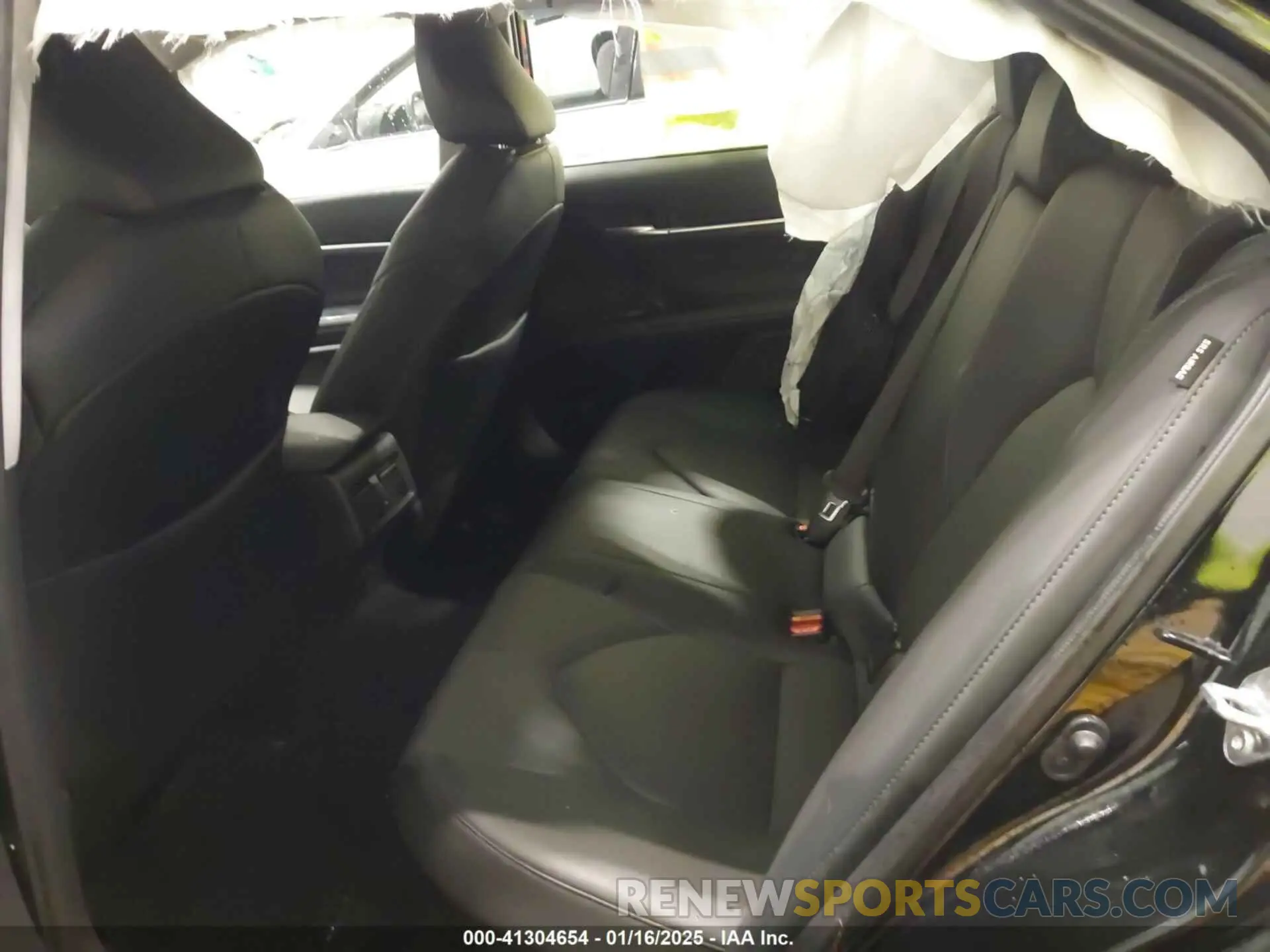 8 Photograph of a damaged car 4T1F31AK5PU611888 TOYOTA CAMRY 2023