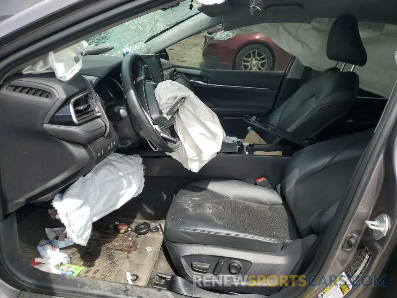 7 Photograph of a damaged car 4T1F31AK6PU608143 TOYOTA CAMRY 2023
