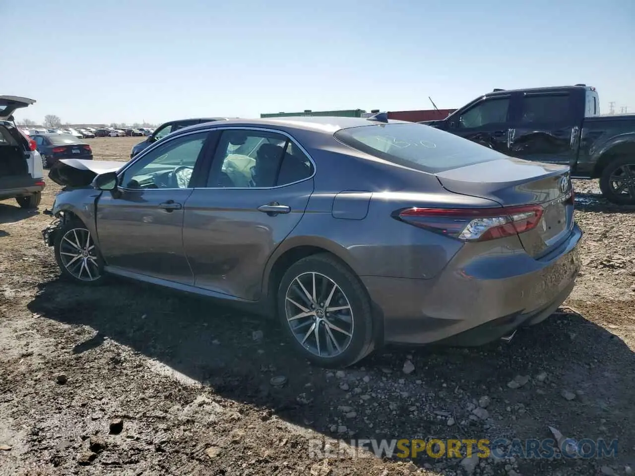 2 Photograph of a damaged car 4T1F31AKXPU052239 TOYOTA CAMRY 2023