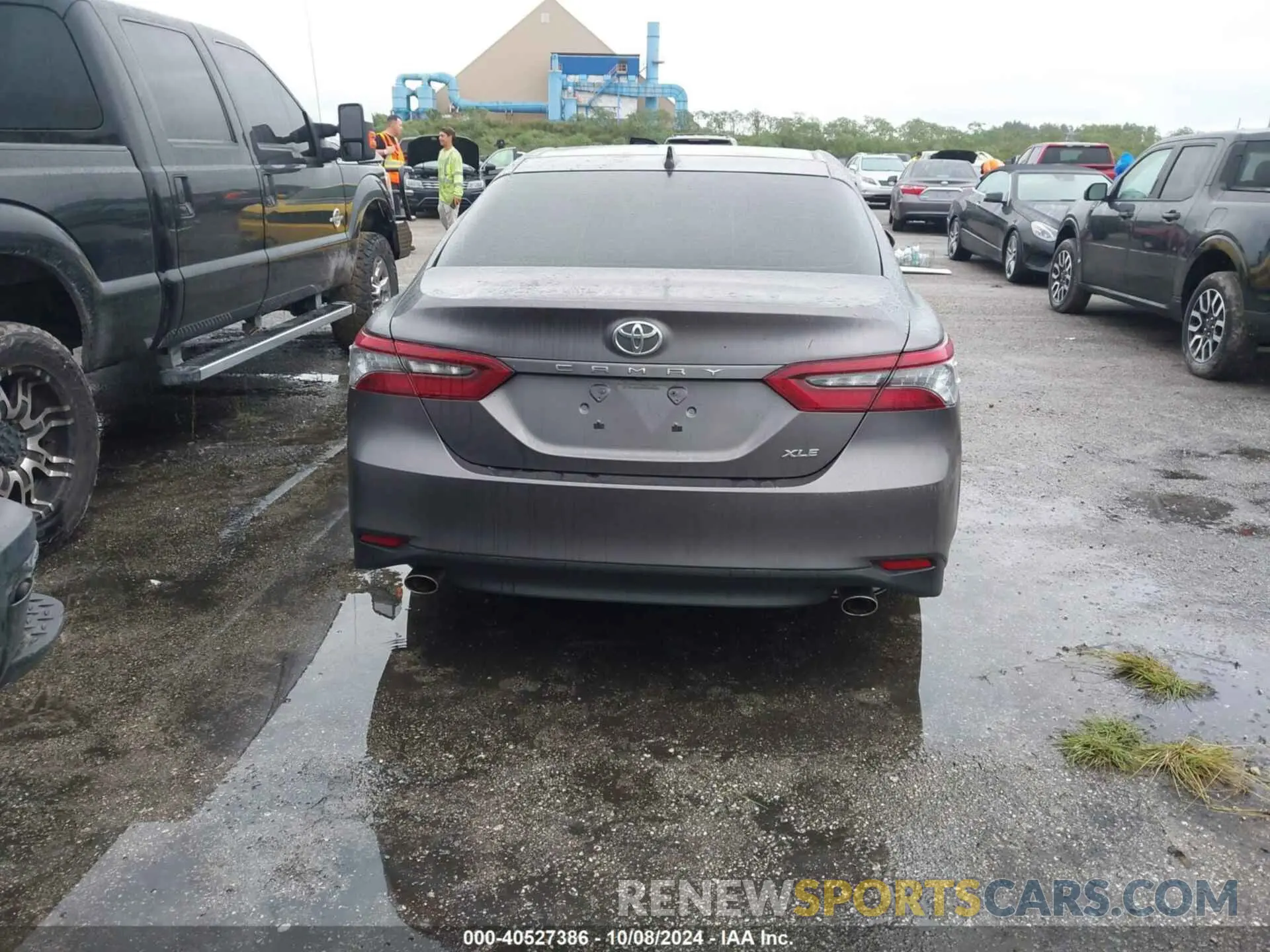 17 Photograph of a damaged car 4T1FZ1AK6PU078979 TOYOTA CAMRY 2023