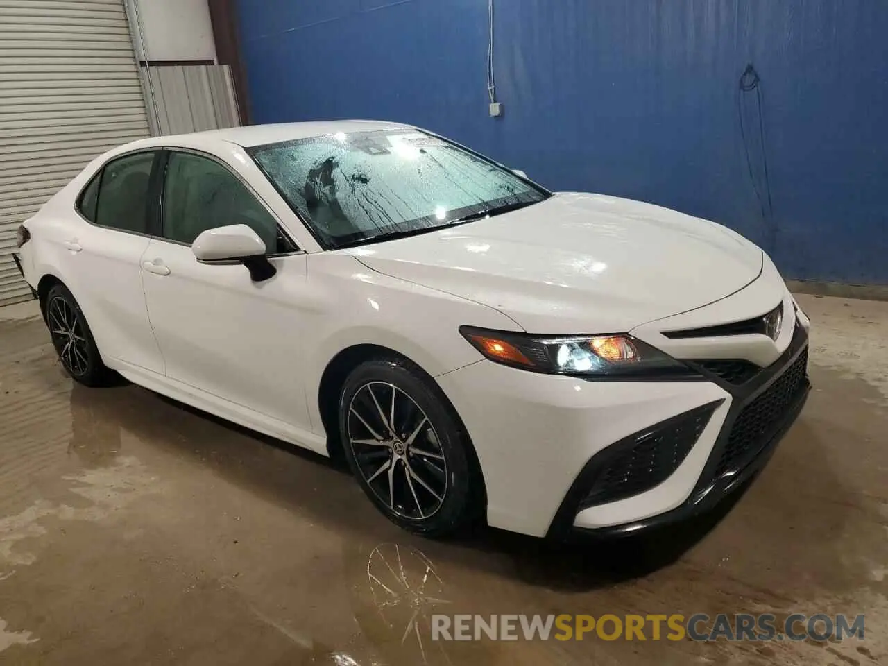 4 Photograph of a damaged car 4T1G11AK0PU084336 TOYOTA CAMRY 2023