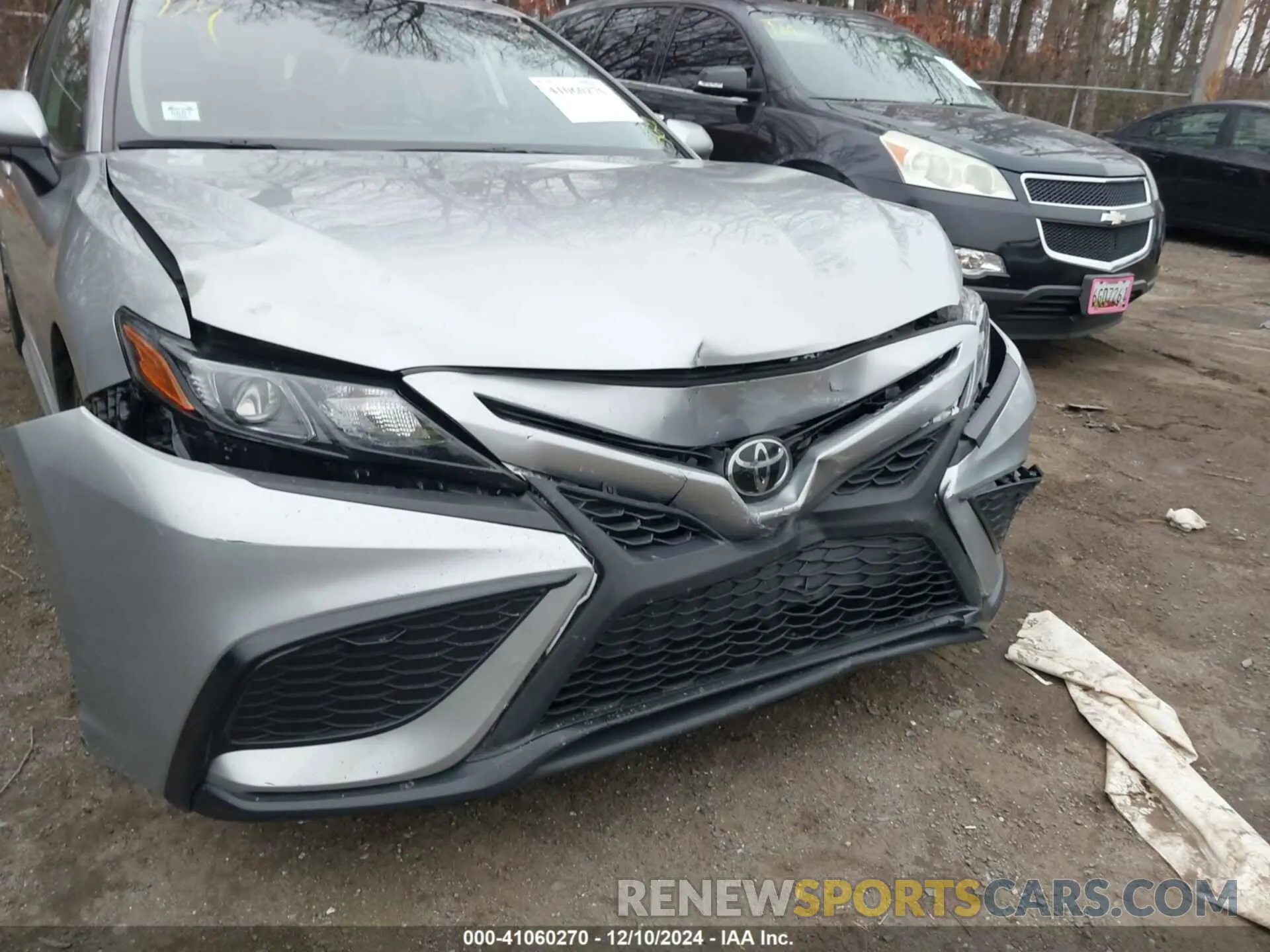 6 Photograph of a damaged car 4T1G11AK0PU100440 TOYOTA CAMRY 2023