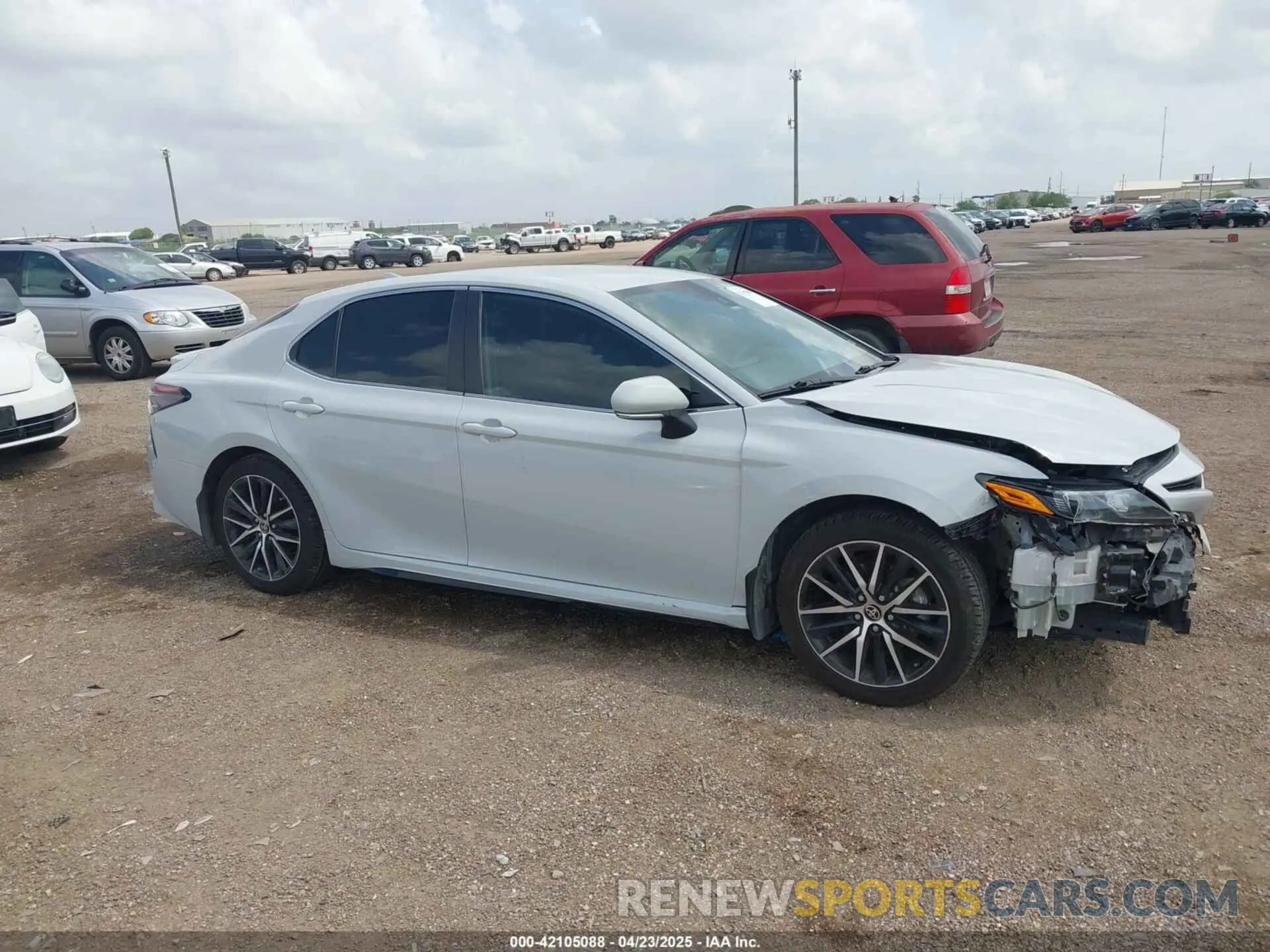 1 Photograph of a damaged car 4T1G11AK0PU121868 TOYOTA CAMRY 2023