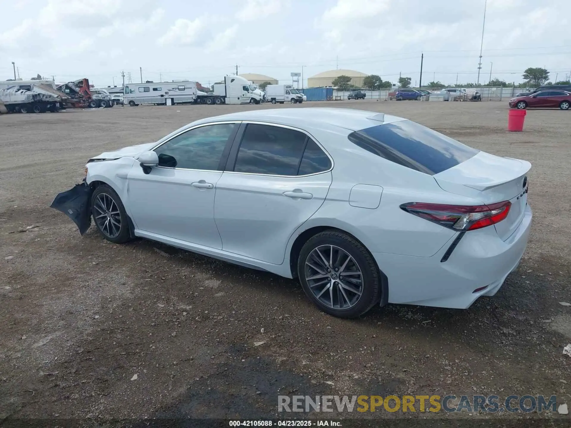 3 Photograph of a damaged car 4T1G11AK0PU121868 TOYOTA CAMRY 2023