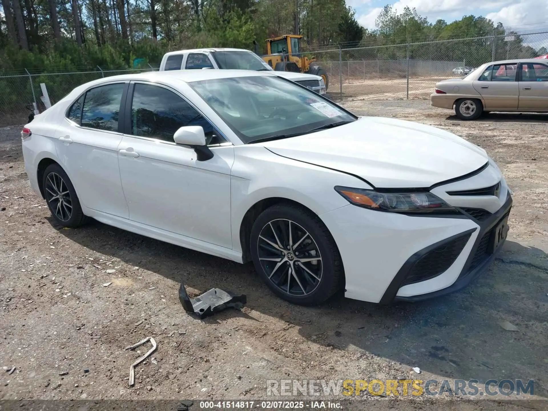 1 Photograph of a damaged car 4T1G11AK0PU739188 TOYOTA CAMRY 2023