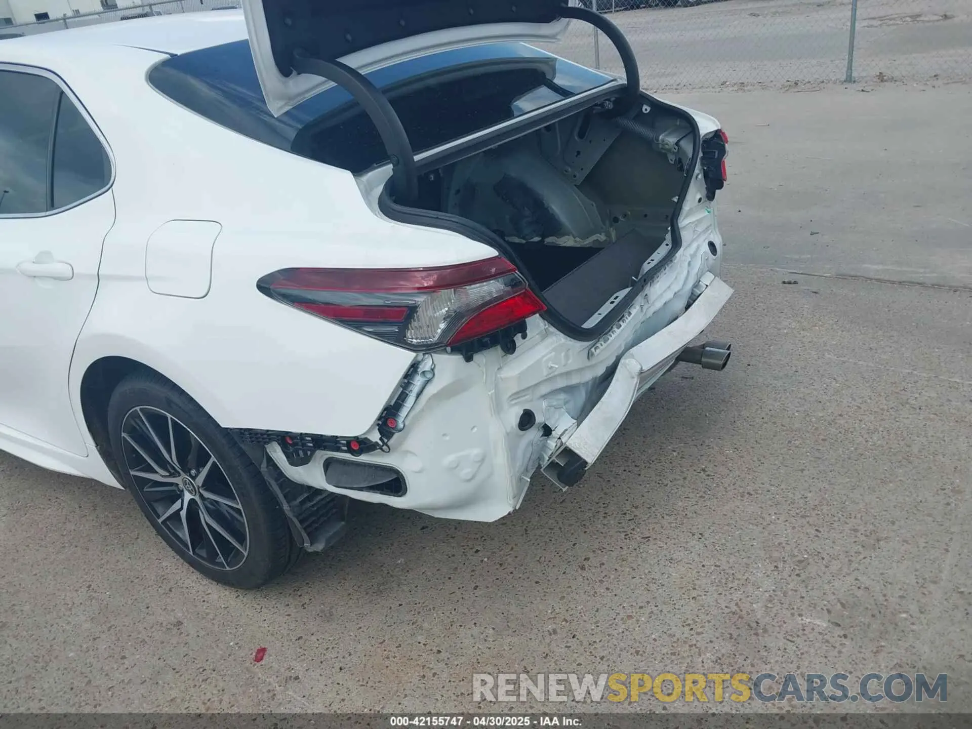6 Photograph of a damaged car 4T1G11AK0PU739255 TOYOTA CAMRY 2023