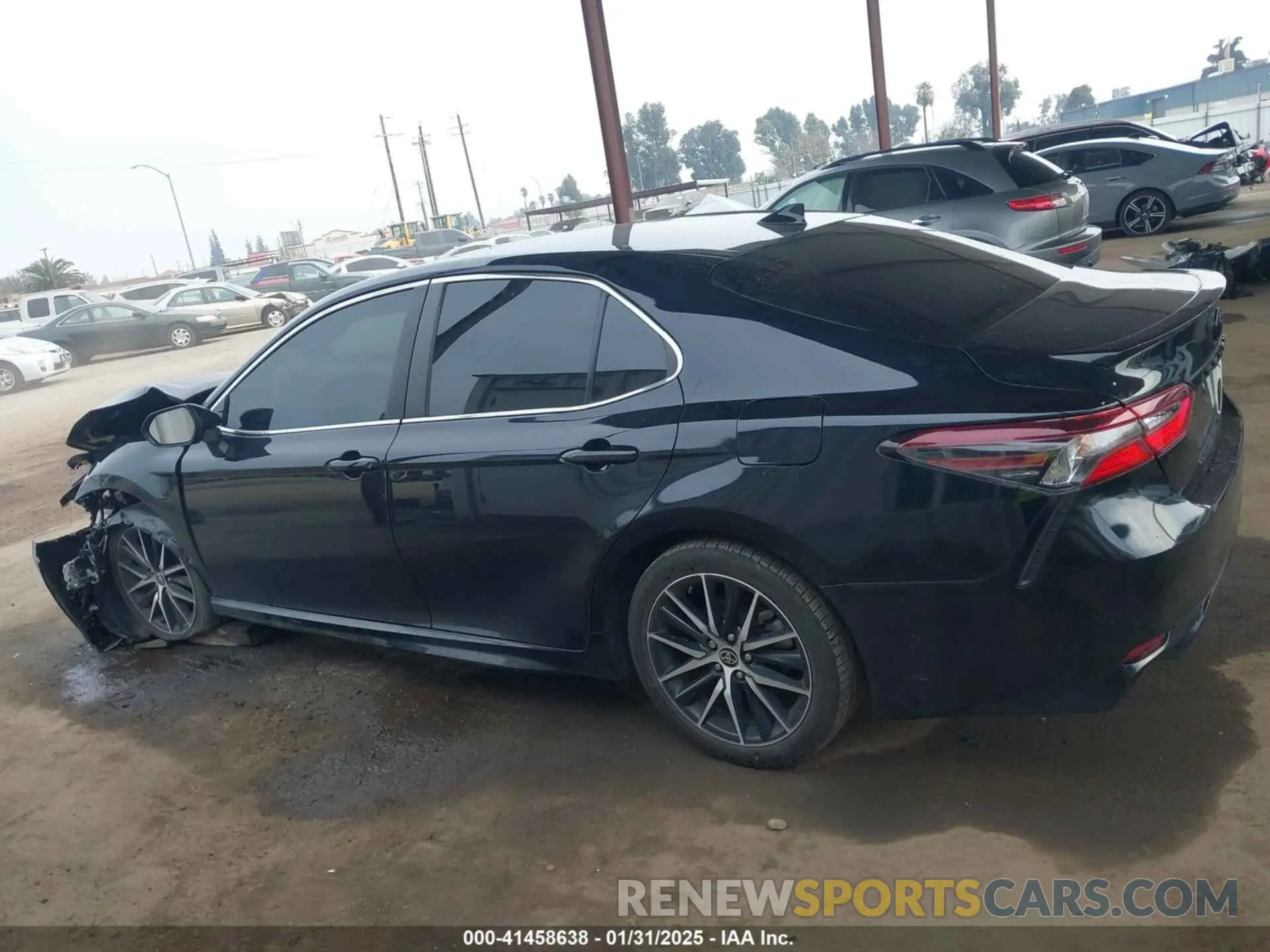 15 Photograph of a damaged car 4T1G11AK0PU797737 TOYOTA CAMRY 2023