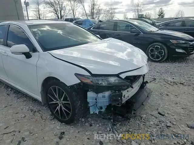 11 Photograph of a damaged car 4T1G11AK0PU805593 TOYOTA CAMRY 2023