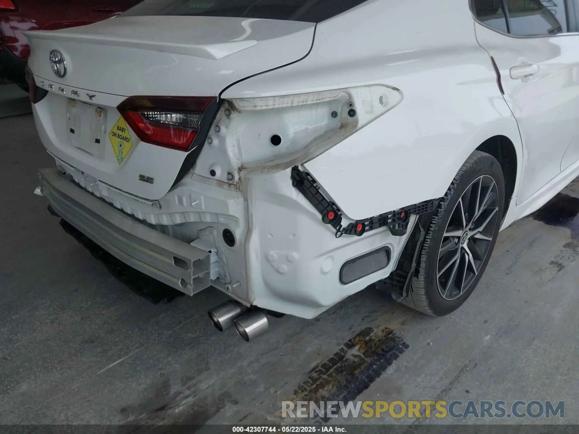 18 Photograph of a damaged car 4T1G11AK0PU823687 TOYOTA CAMRY 2023
