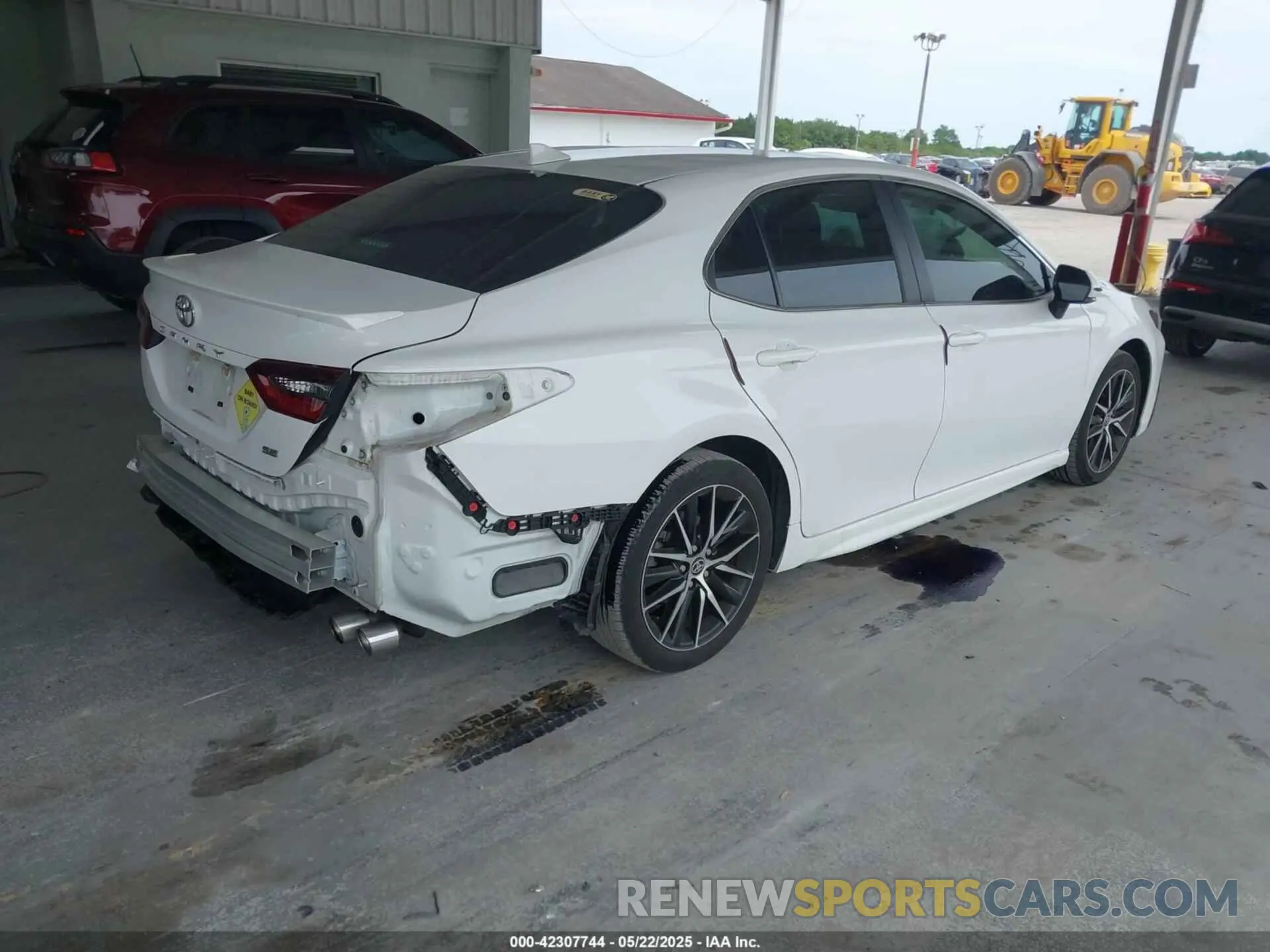4 Photograph of a damaged car 4T1G11AK0PU823687 TOYOTA CAMRY 2023
