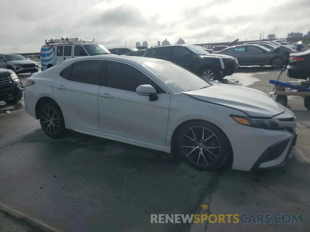 4 Photograph of a damaged car 4T1G11AK1PU161716 TOYOTA CAMRY 2023