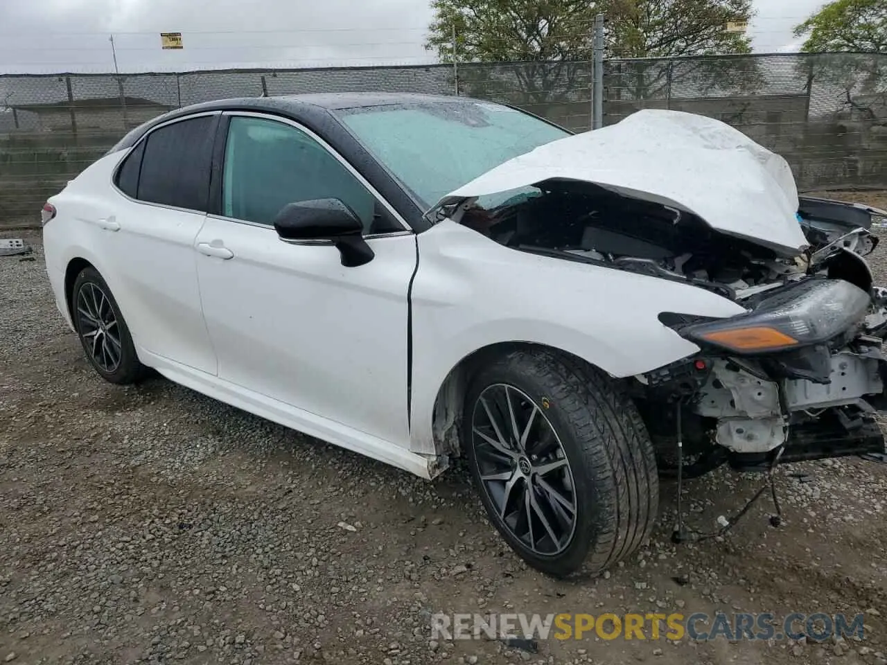 4 Photograph of a damaged car 4T1G11AK1PU722030 TOYOTA CAMRY 2023