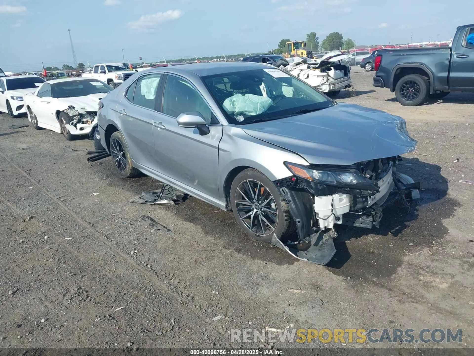 1 Photograph of a damaged car 4T1G11AK1PU728071 TOYOTA CAMRY 2023