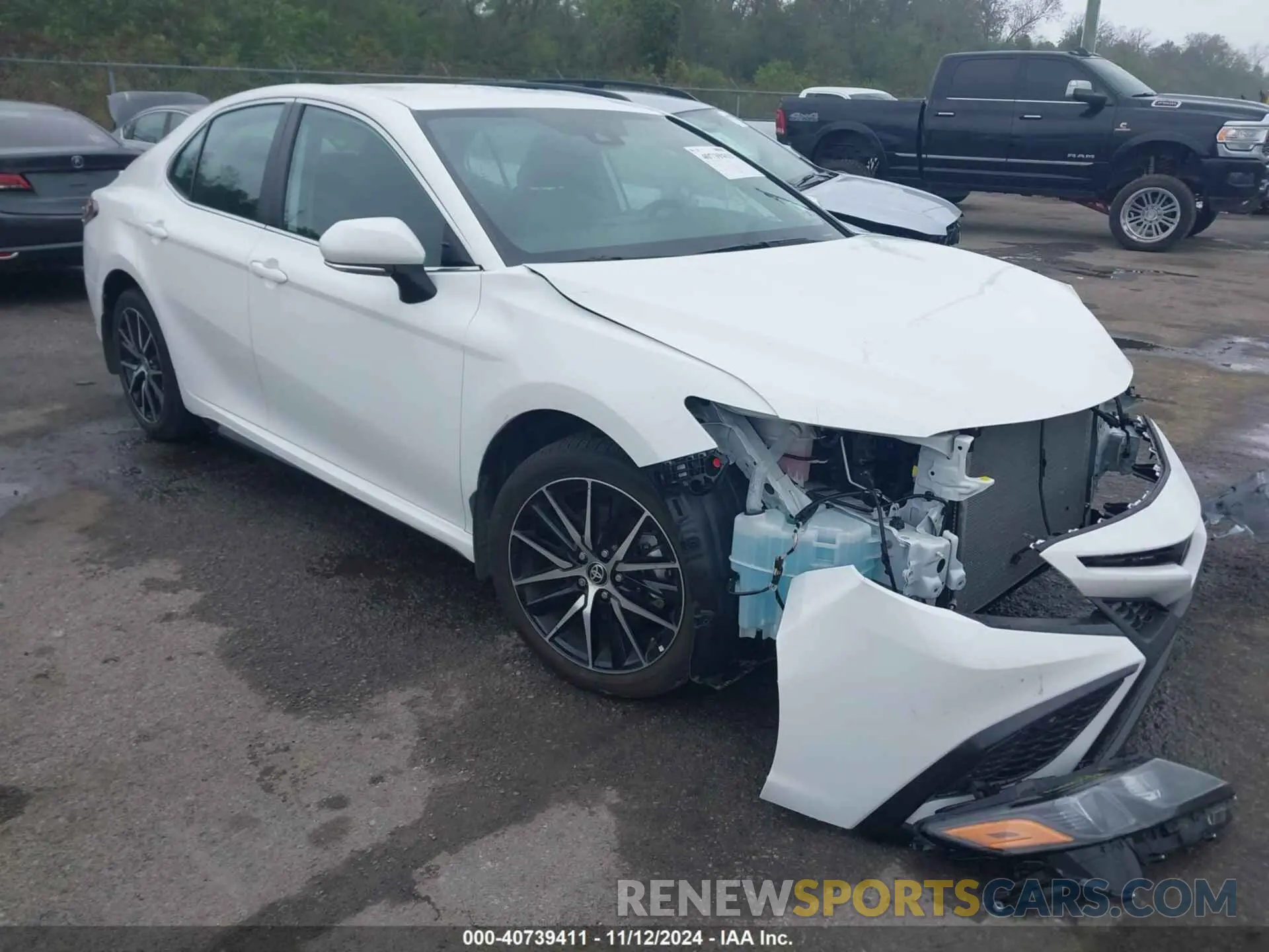 1 Photograph of a damaged car 4T1G11AK1PU760664 TOYOTA CAMRY 2023
