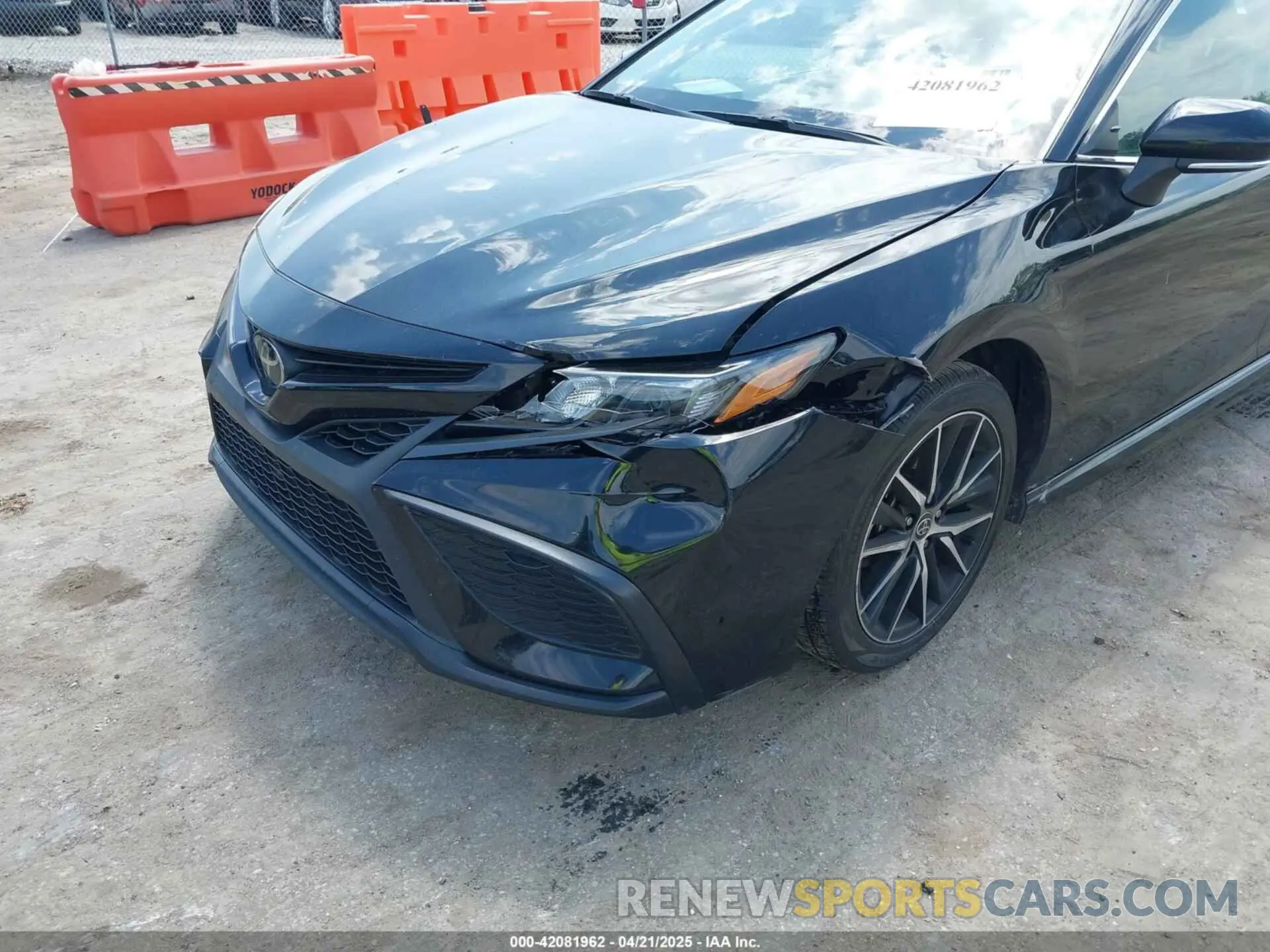 6 Photograph of a damaged car 4T1G11AK1PU783734 TOYOTA CAMRY 2023