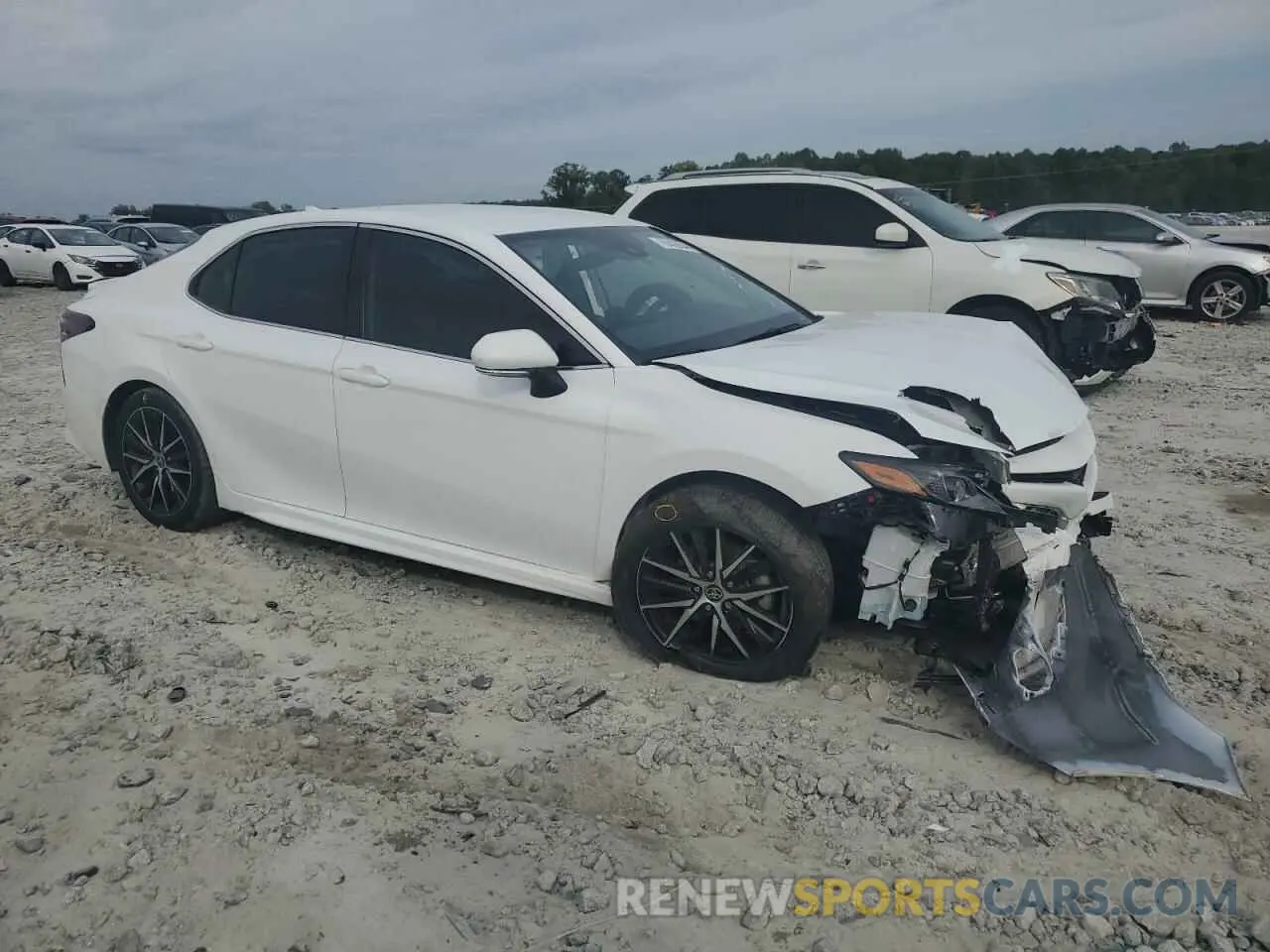 4 Photograph of a damaged car 4T1G11AK1PU831927 TOYOTA CAMRY 2023
