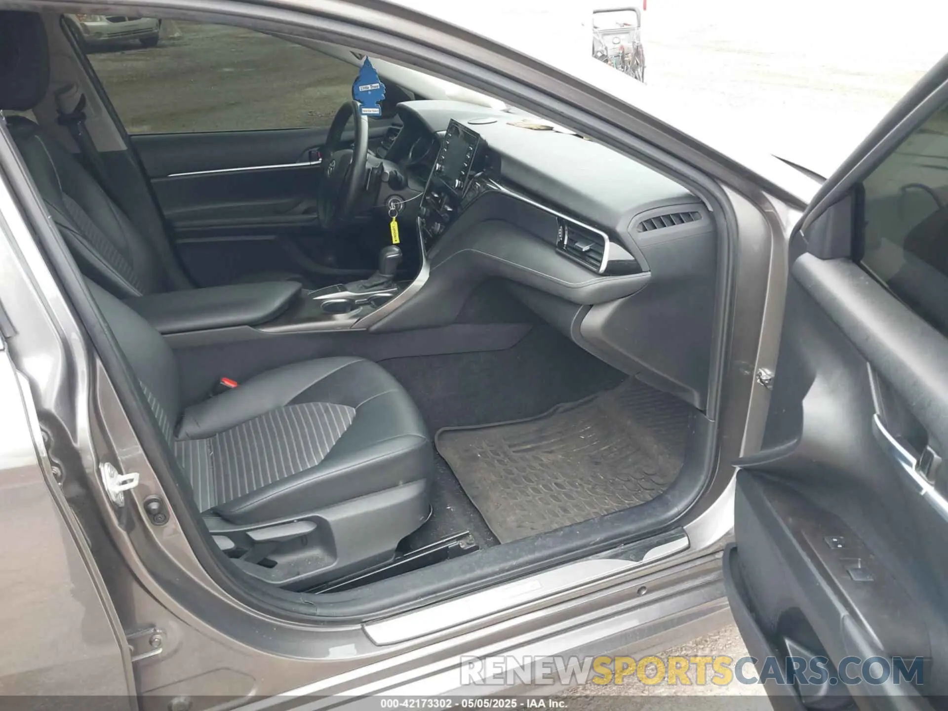5 Photograph of a damaged car 4T1G11AK2PU088324 TOYOTA CAMRY 2023