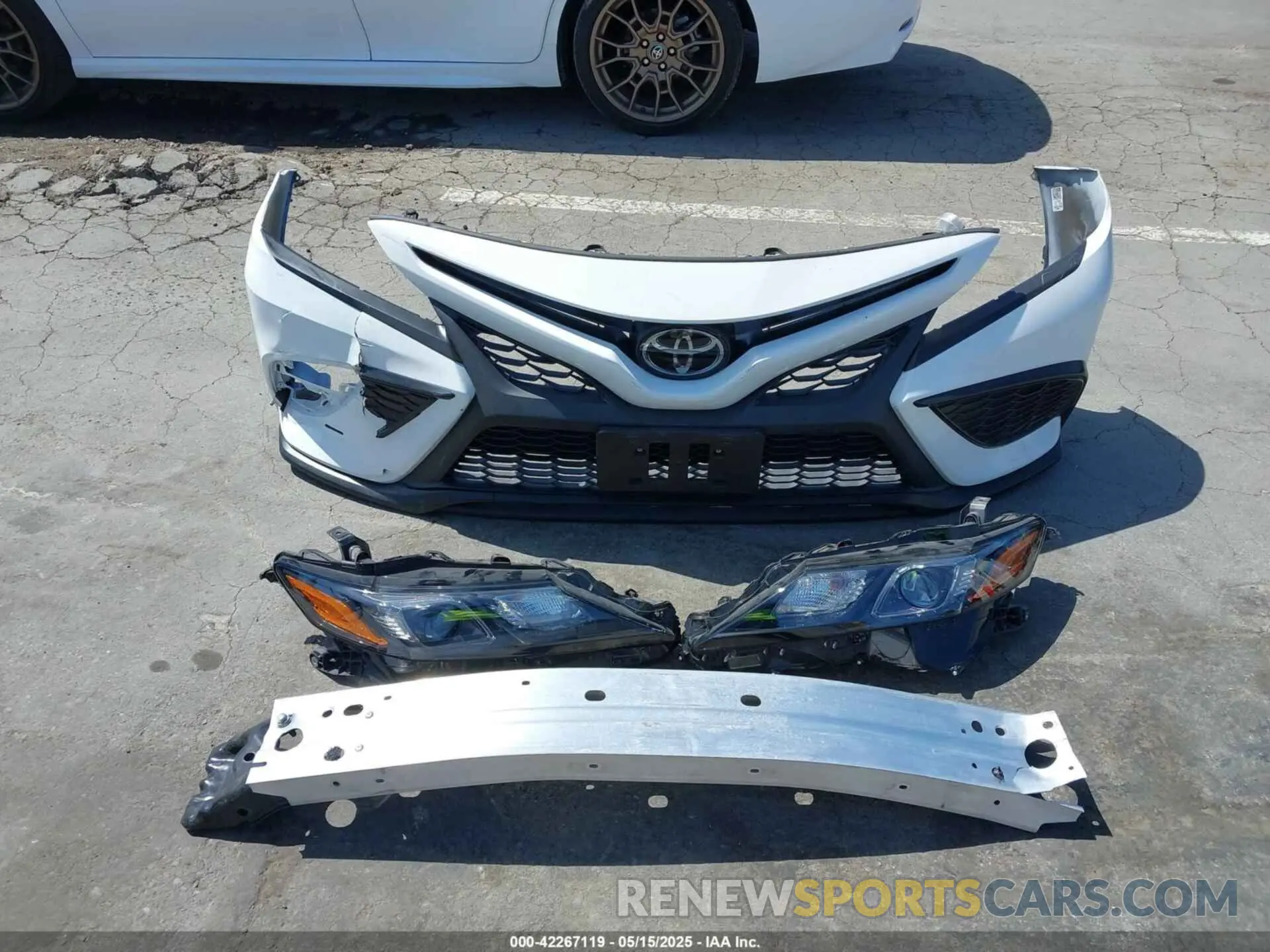 12 Photograph of a damaged car 4T1G11AK2PU088405 TOYOTA CAMRY 2023