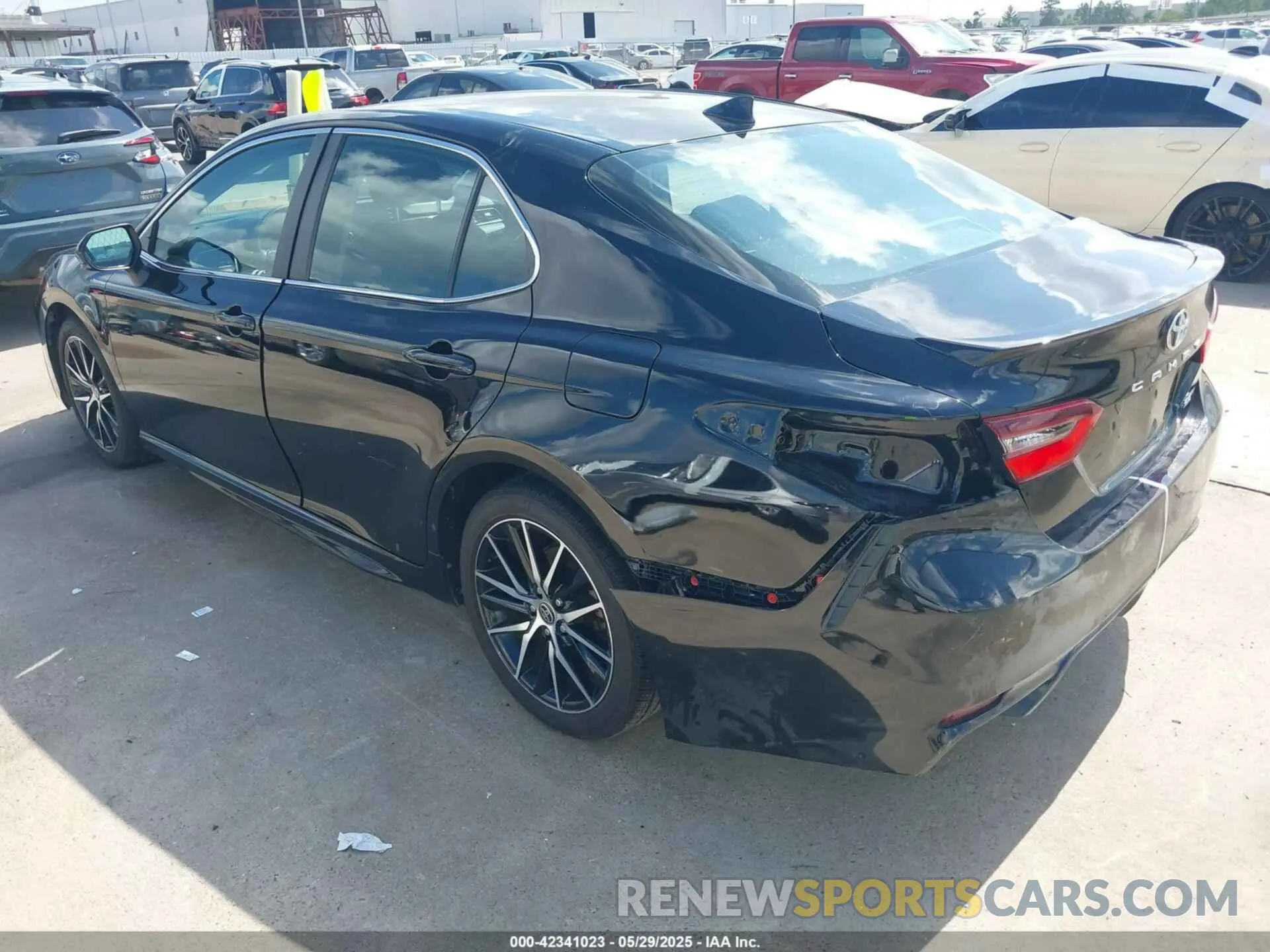 3 Photograph of a damaged car 4T1G11AK2PU771320 TOYOTA CAMRY 2023