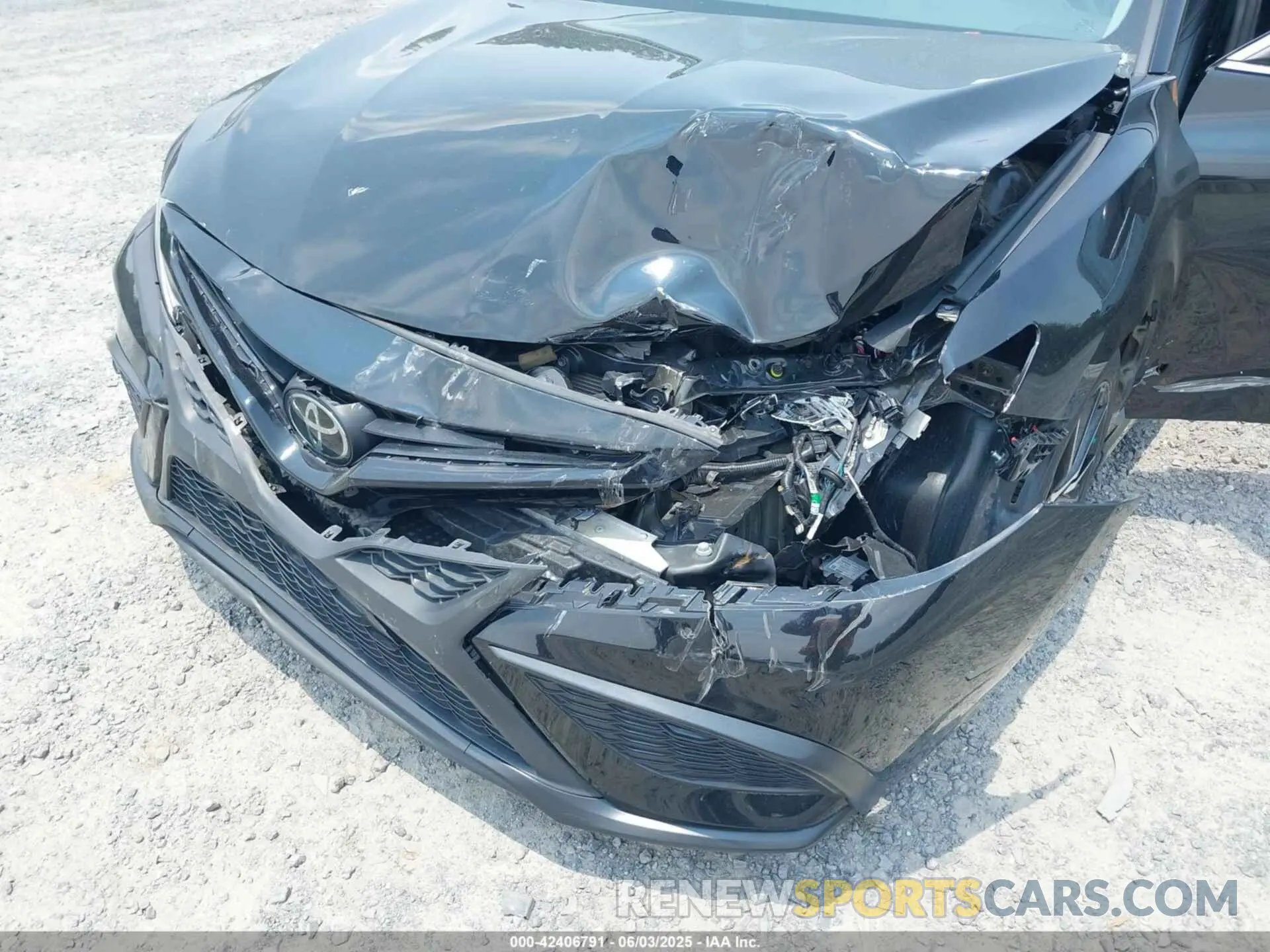 6 Photograph of a damaged car 4T1G11AK2PU788425 TOYOTA CAMRY 2023