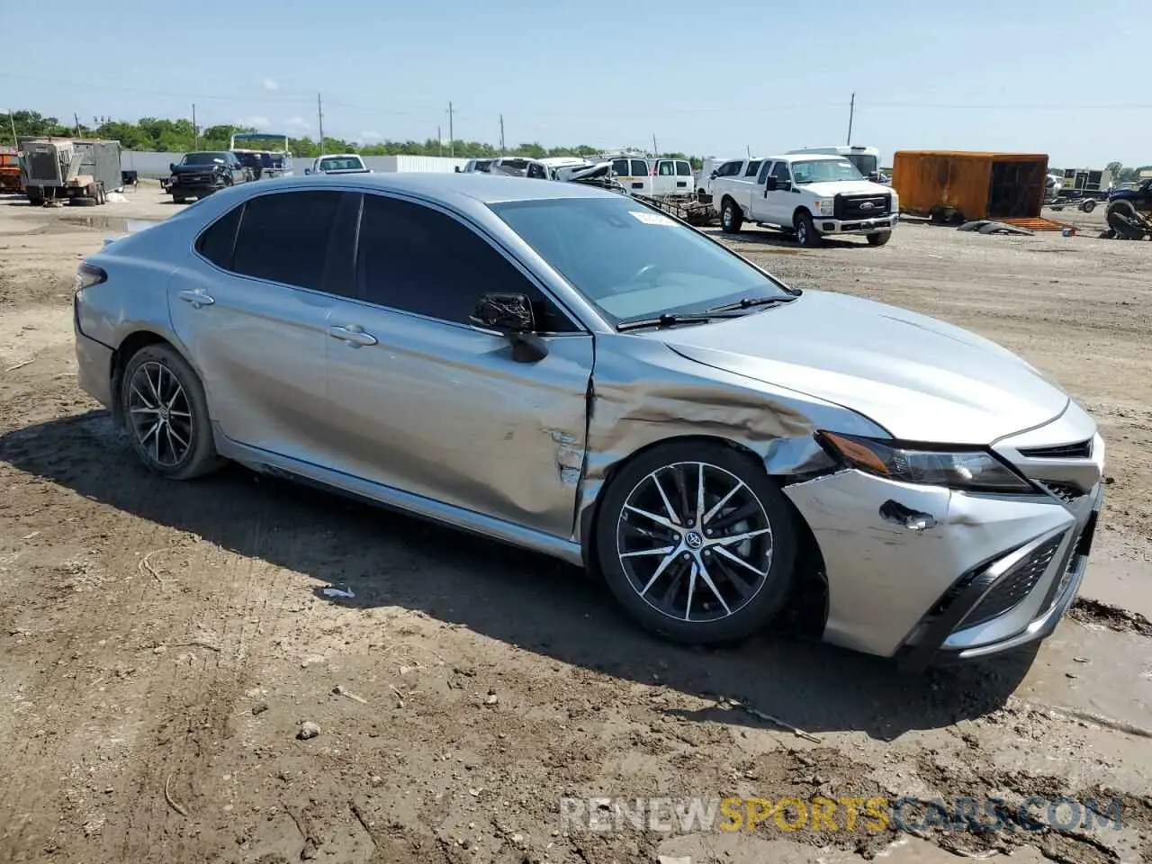 4 Photograph of a damaged car 4T1G11AK2PU798582 TOYOTA CAMRY 2023