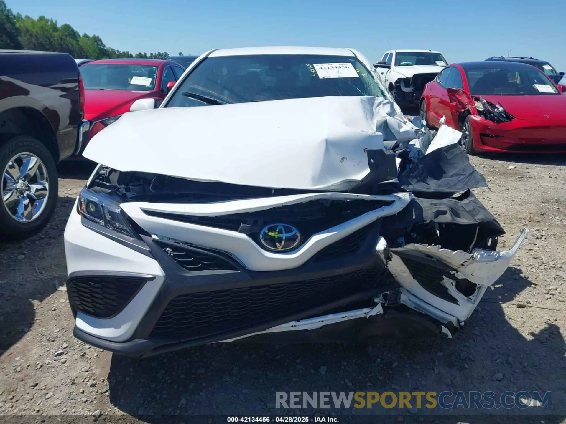 13 Photograph of a damaged car 4T1G11AK2PU800962 TOYOTA CAMRY 2023
