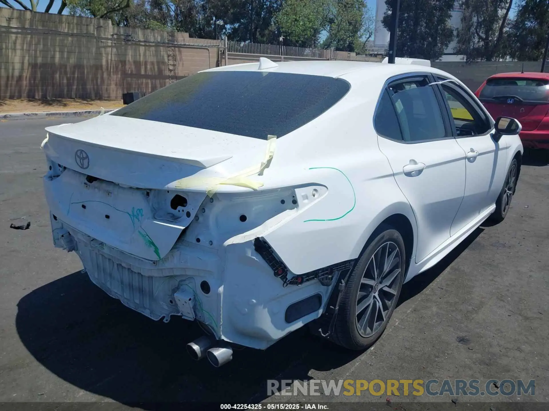 4 Photograph of a damaged car 4T1G11AK2PU826154 TOYOTA CAMRY 2023