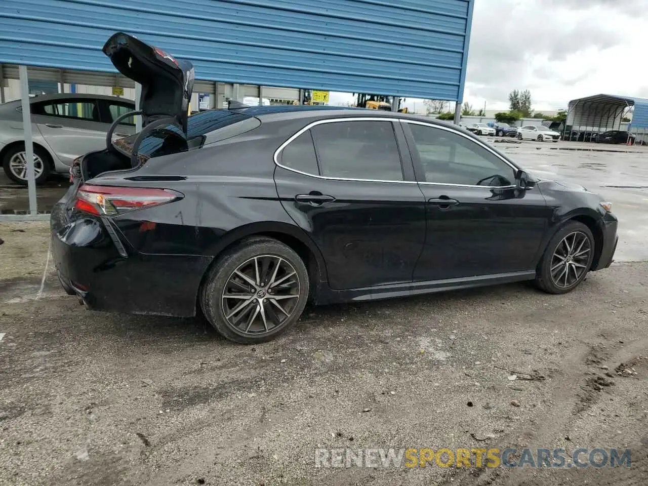 3 Photograph of a damaged car 4T1G11AK3PU120021 TOYOTA CAMRY 2023
