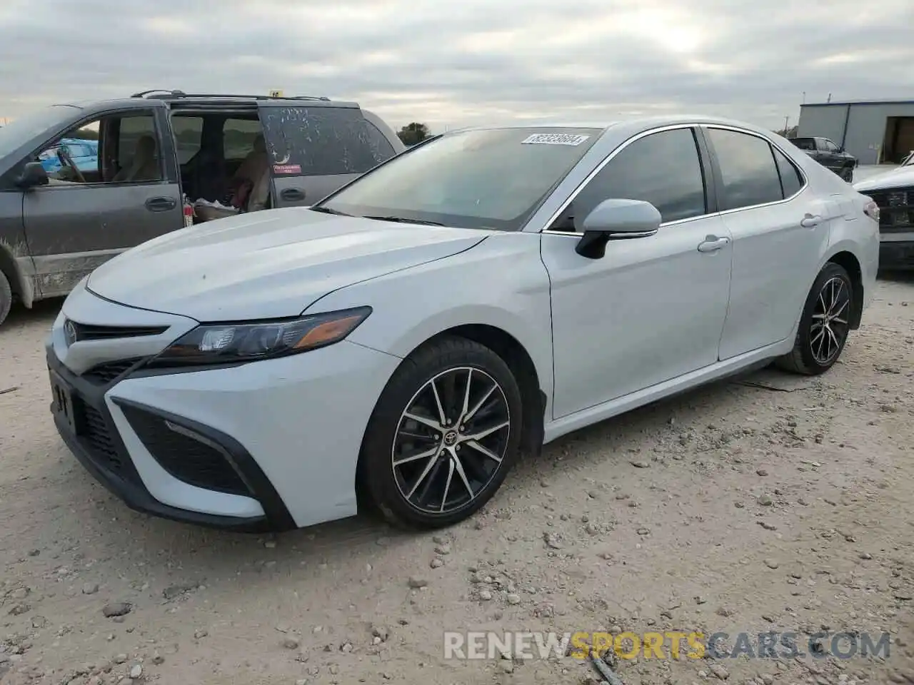 1 Photograph of a damaged car 4T1G11AK3PU164679 TOYOTA CAMRY 2023