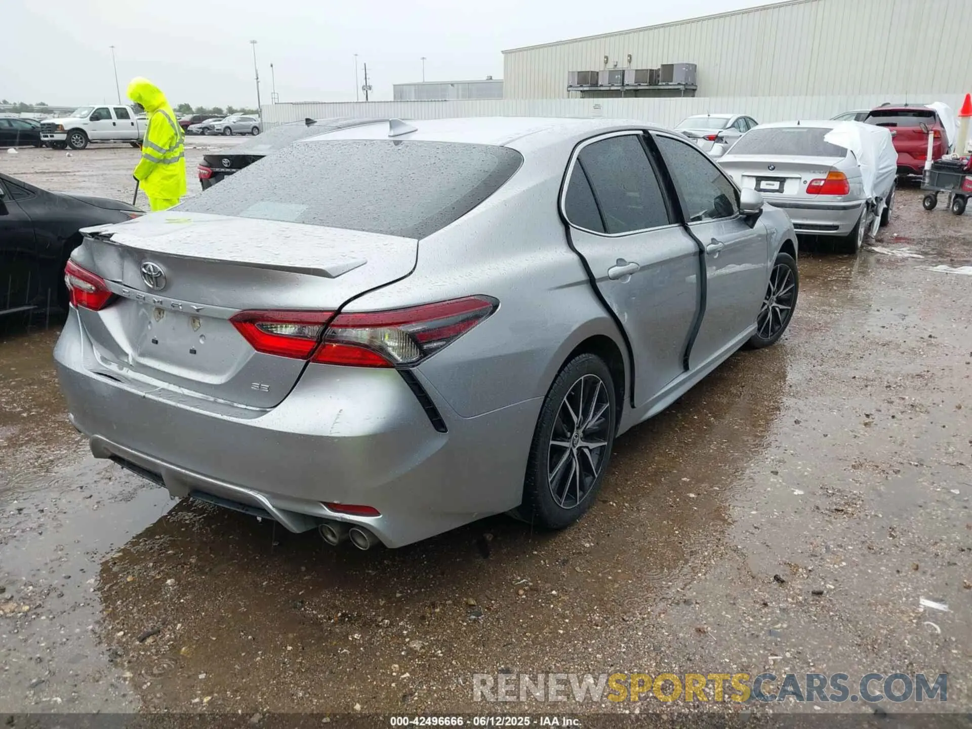 4 Photograph of a damaged car 4T1G11AK3PU728427 TOYOTA CAMRY 2023