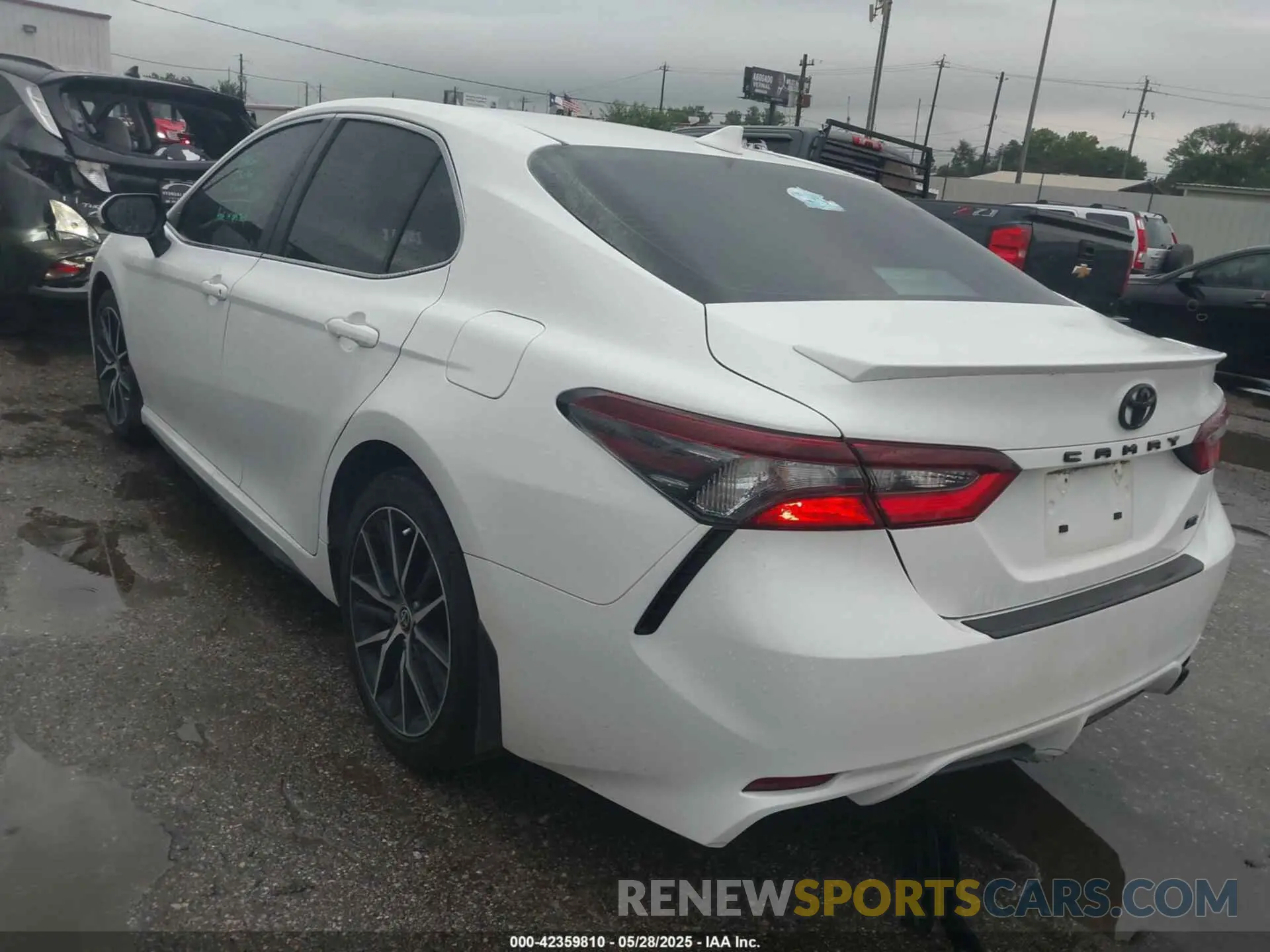 3 Photograph of a damaged car 4T1G11AK3PU744885 TOYOTA CAMRY 2023