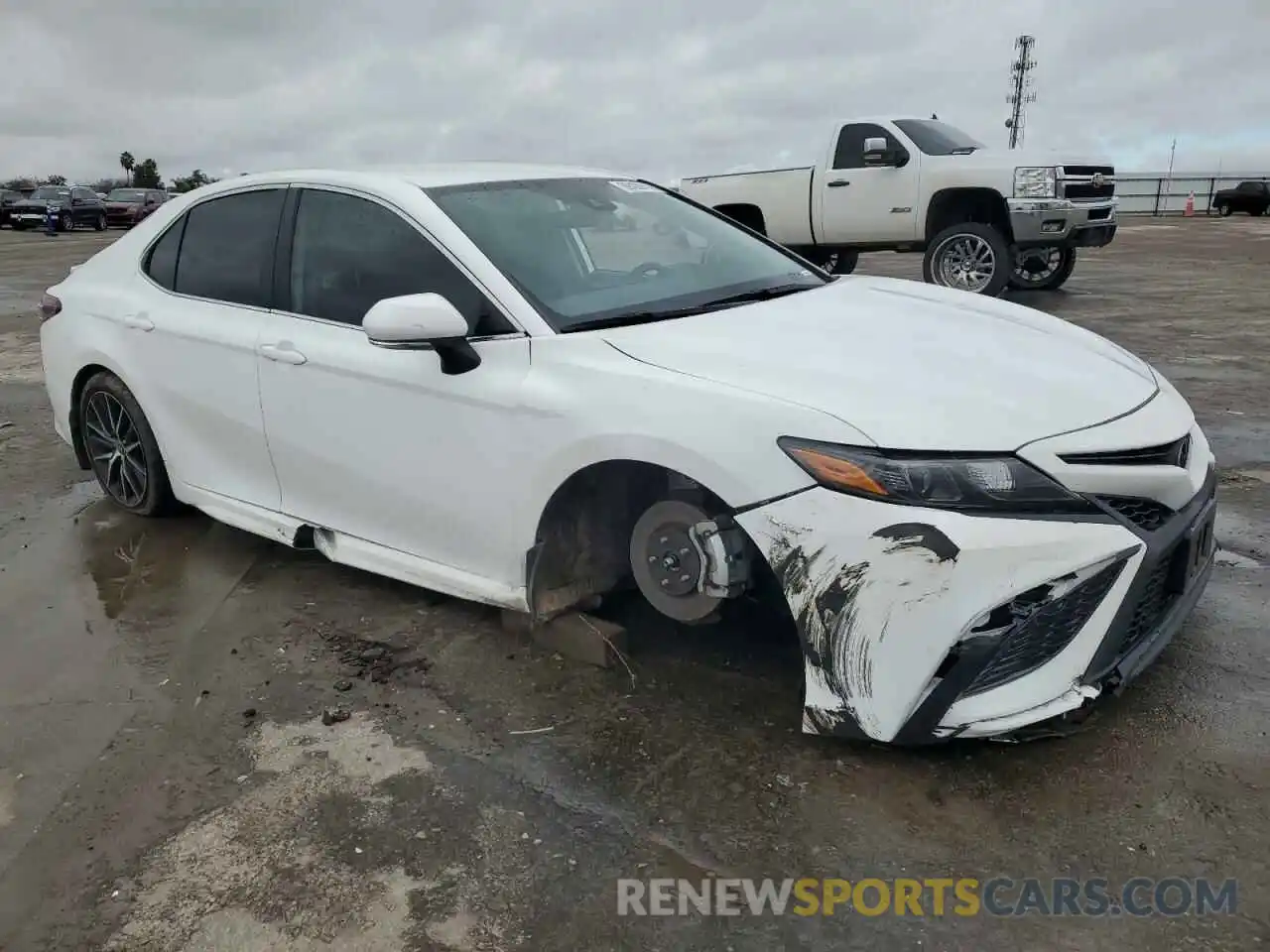 4 Photograph of a damaged car 4T1G11AK3PU814336 TOYOTA CAMRY 2023