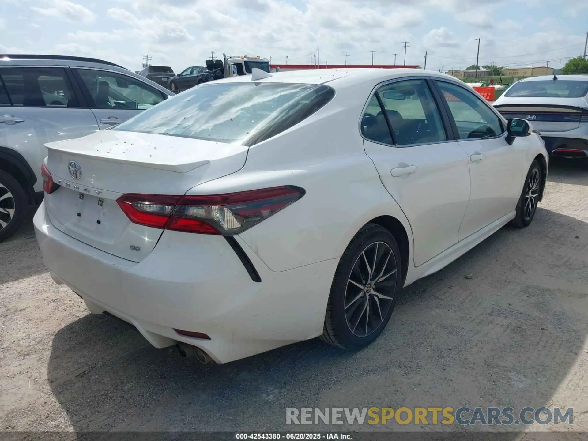 4 Photograph of a damaged car 4T1G11AK4PU088518 TOYOTA CAMRY 2023