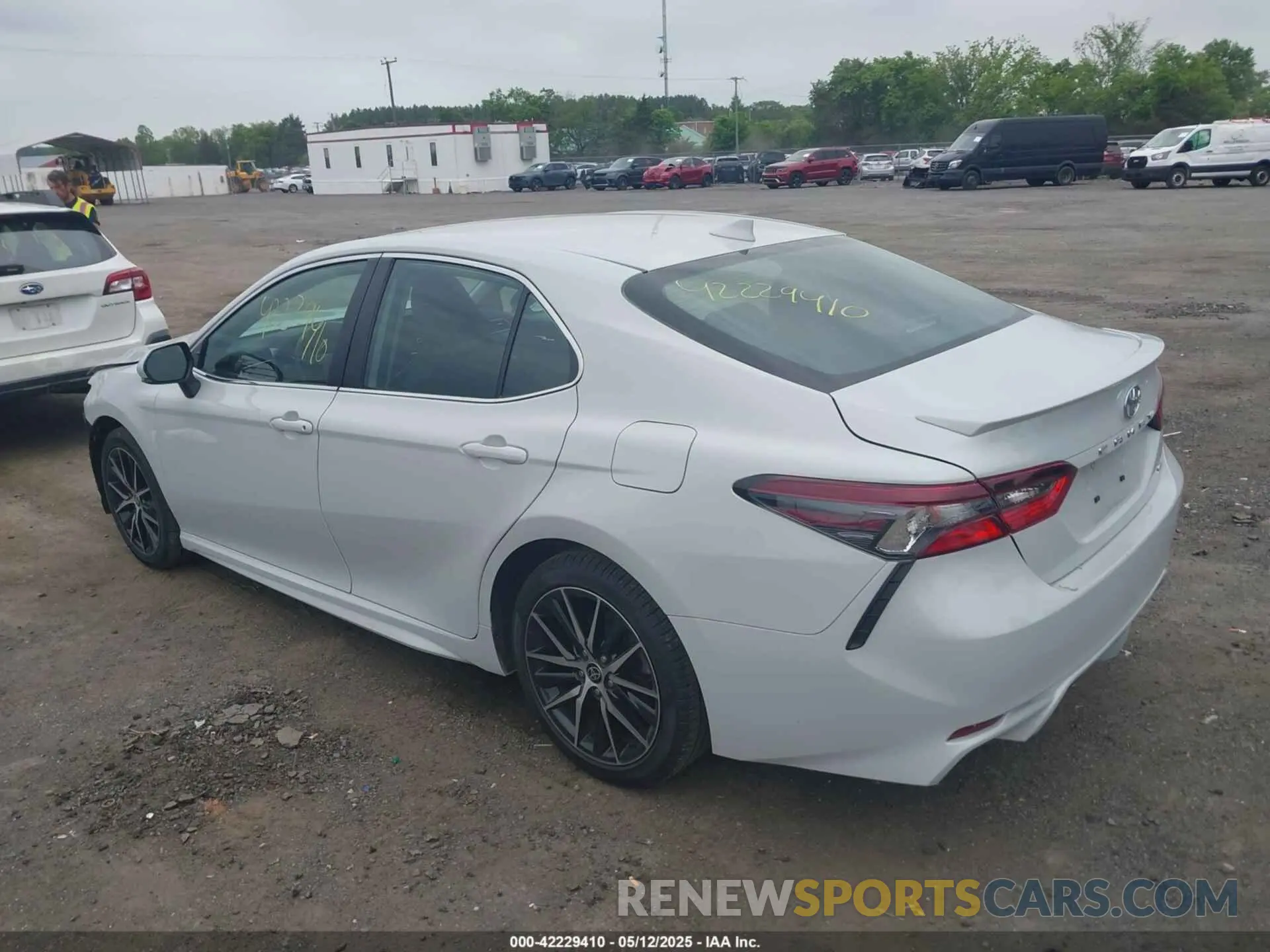 3 Photograph of a damaged car 4T1G11AK4PU095601 TOYOTA CAMRY 2023