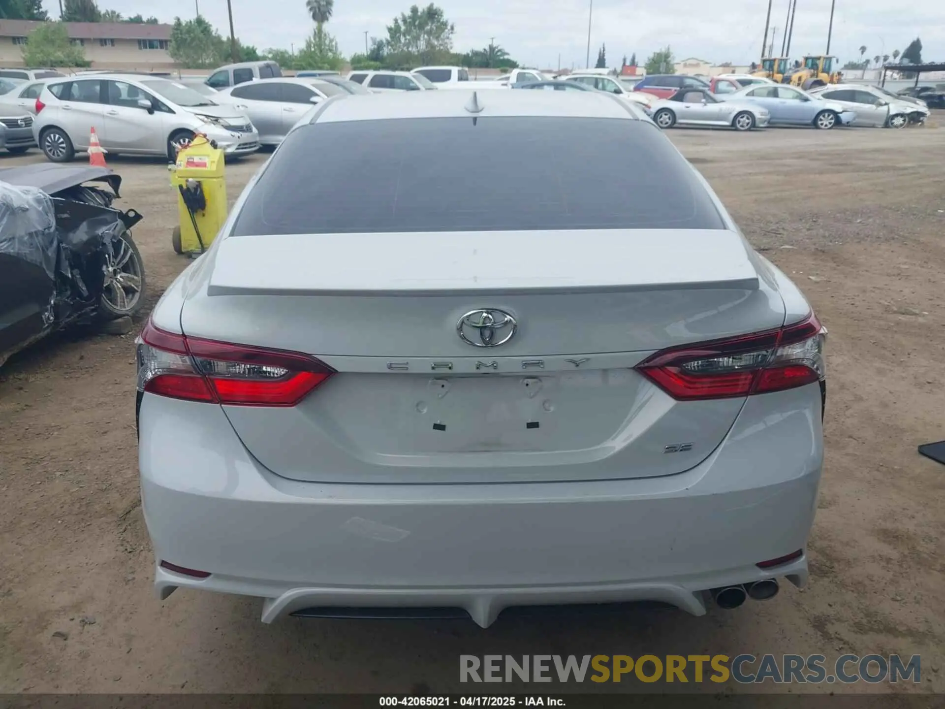17 Photograph of a damaged car 4T1G11AK4PU106175 TOYOTA CAMRY 2023