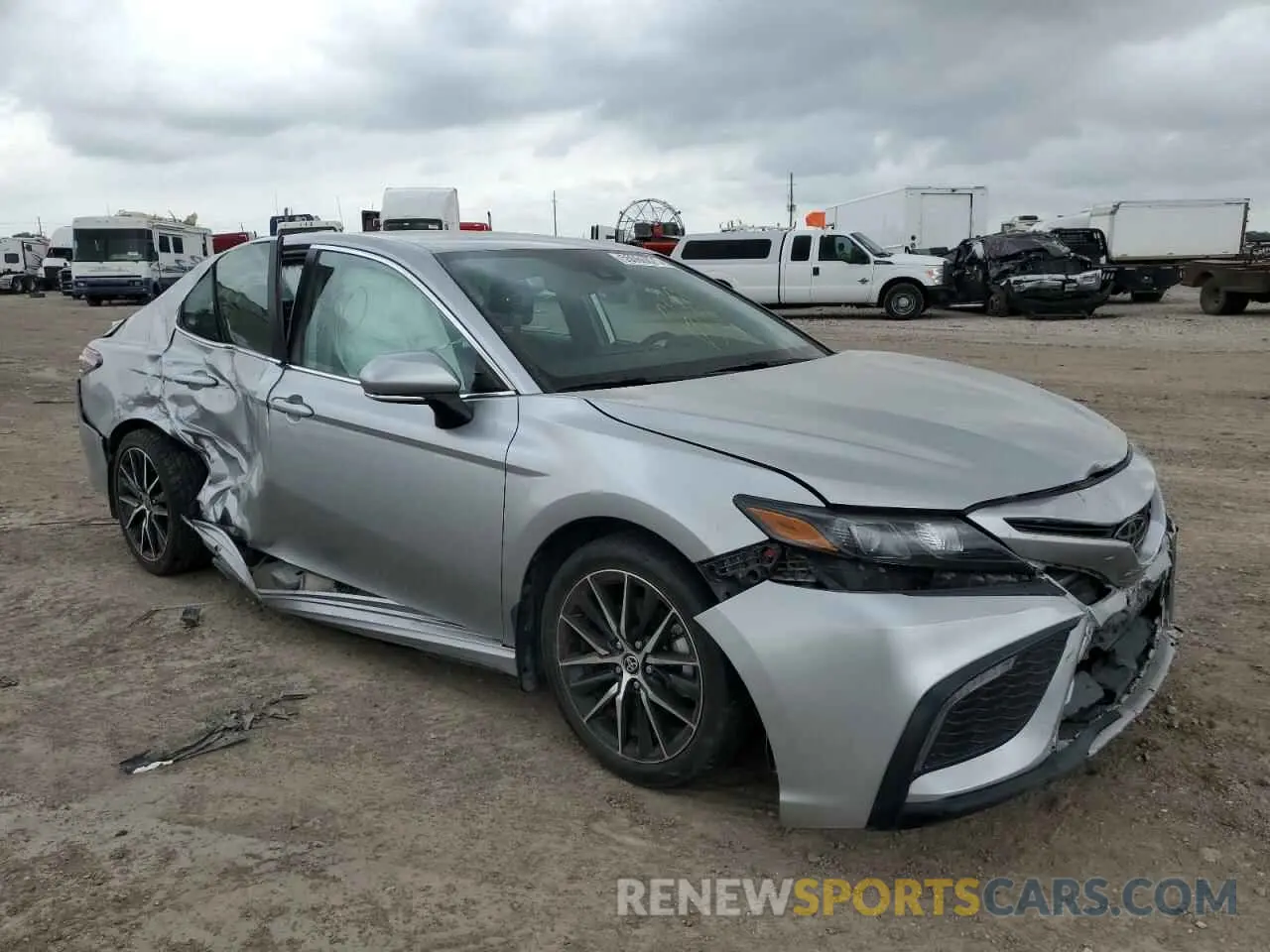 4 Photograph of a damaged car 4T1G11AK4PU782433 TOYOTA CAMRY 2023