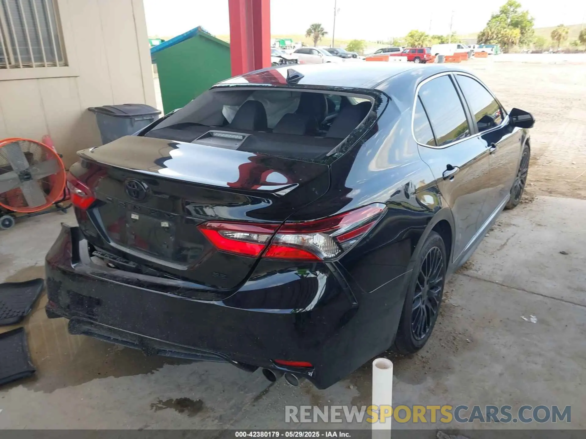 4 Photograph of a damaged car 4T1G11AK4PU816368 TOYOTA CAMRY 2023