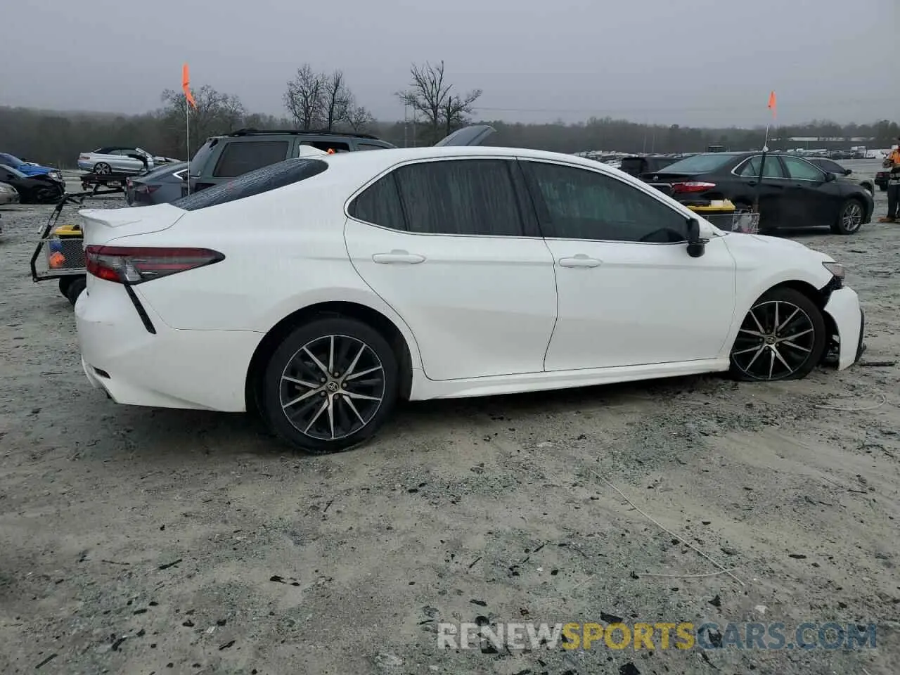 3 Photograph of a damaged car 4T1G11AK5PU728476 TOYOTA CAMRY 2023
