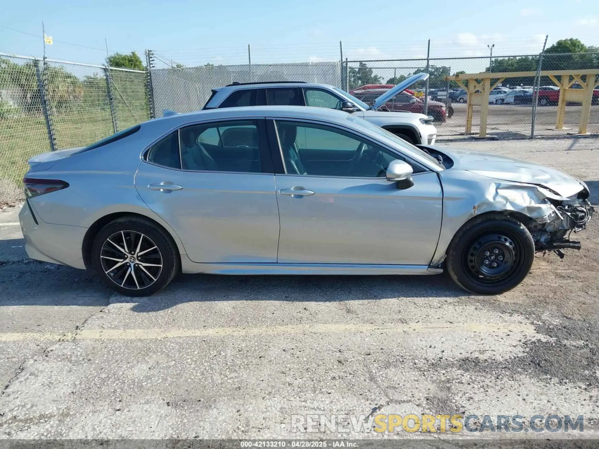 13 Photograph of a damaged car 4T1G11AK5PU750719 TOYOTA CAMRY 2023
