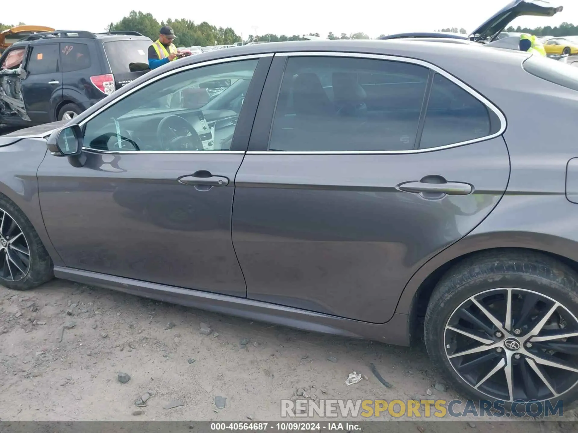 14 Photograph of a damaged car 4T1G11AK5PU751515 TOYOTA CAMRY 2023
