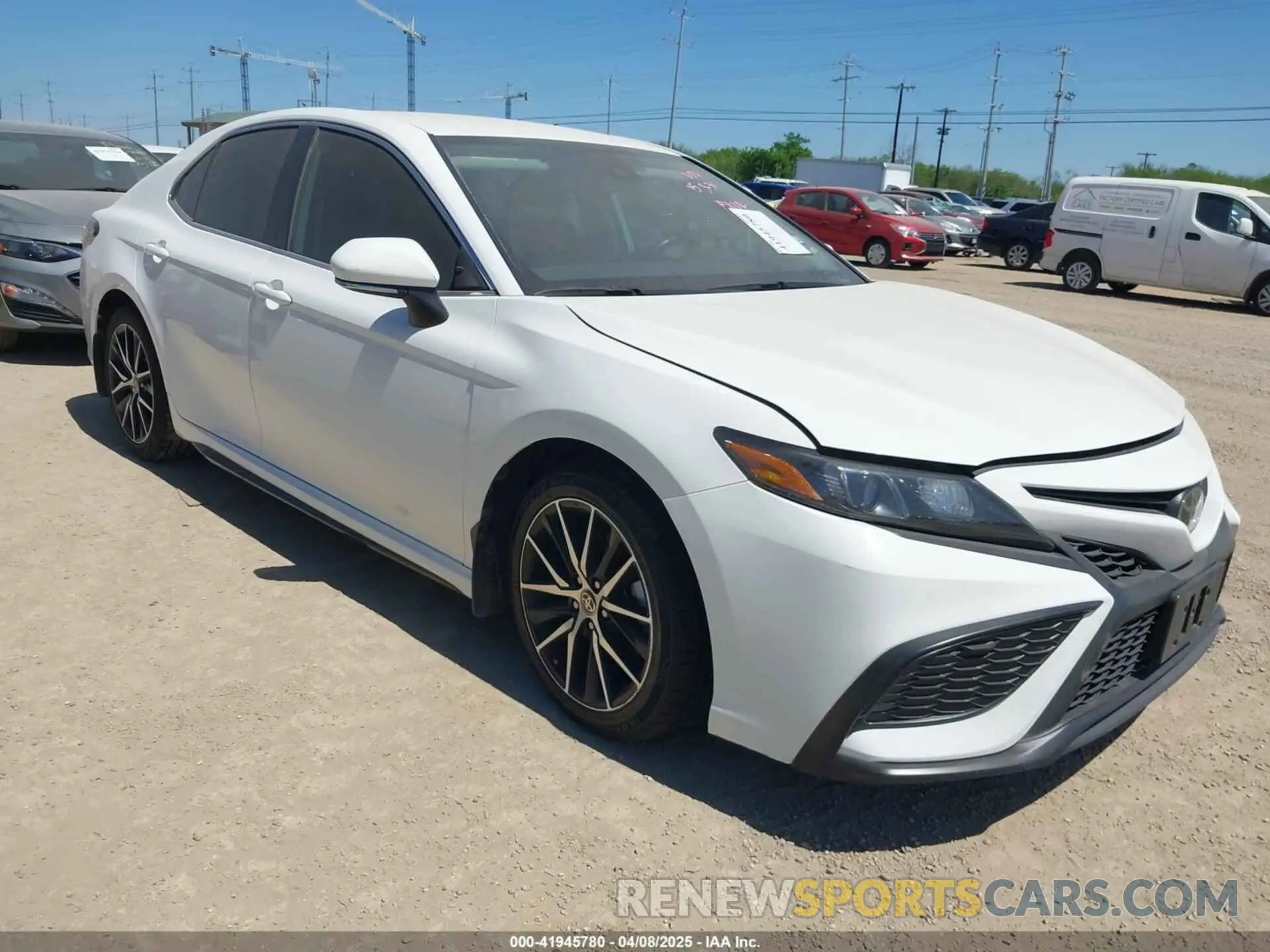 1 Photograph of a damaged car 4T1G11AK5PU757783 TOYOTA CAMRY 2023