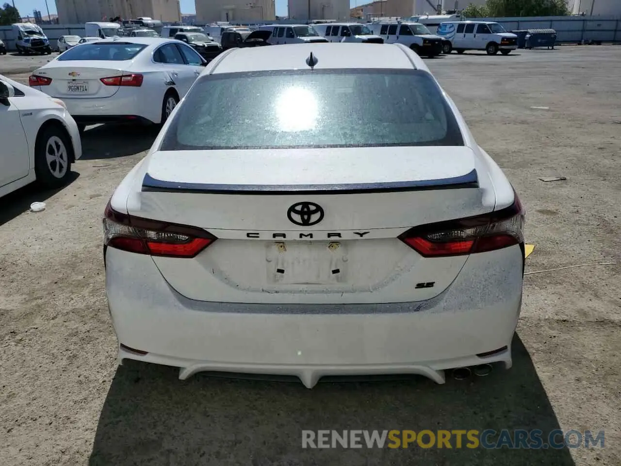 6 Photograph of a damaged car 4T1G11AK6PU115976 TOYOTA CAMRY 2023
