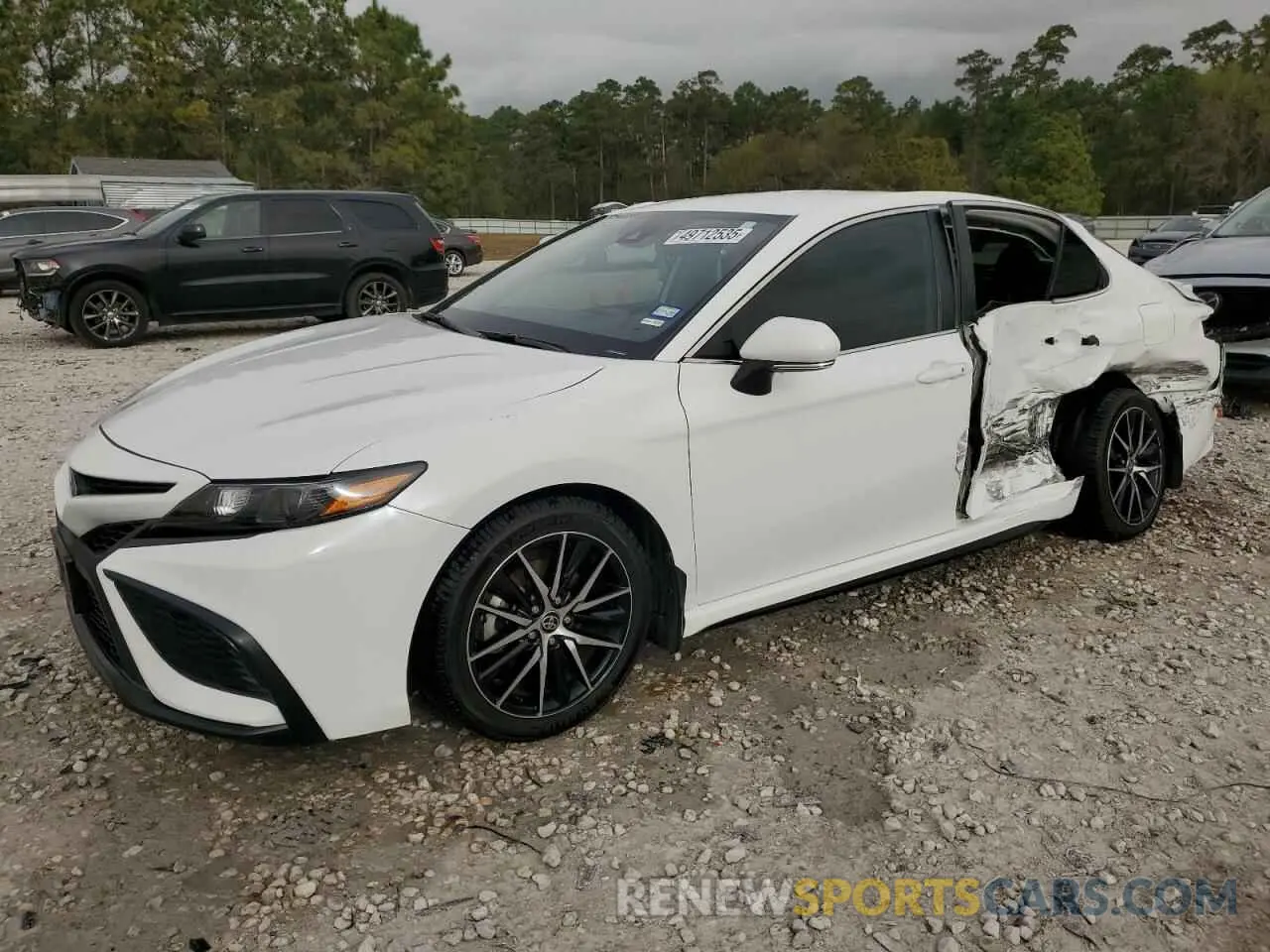 1 Photograph of a damaged car 4T1G11AK6PU122975 TOYOTA CAMRY 2023