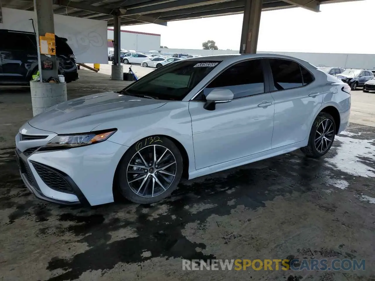 1 Photograph of a damaged car 4T1G11AK6PU171822 TOYOTA CAMRY 2023