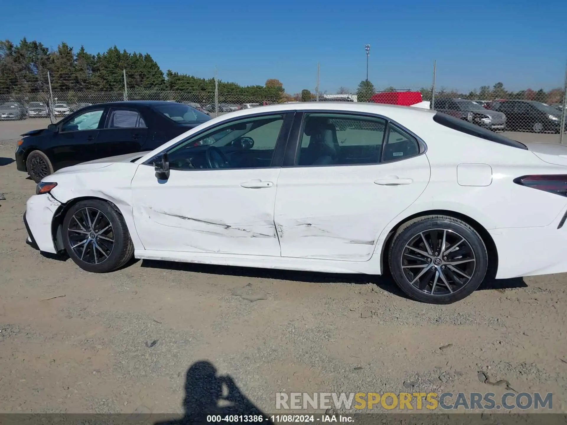 14 Photograph of a damaged car 4T1G11AK6PU721391 TOYOTA CAMRY 2023