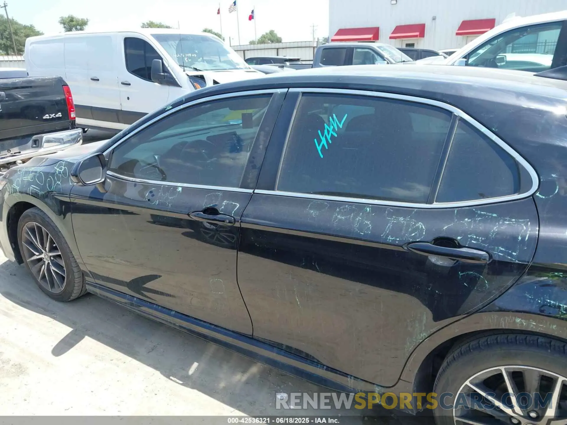 14 Photograph of a damaged car 4T1G11AK6PU760661 TOYOTA CAMRY 2023