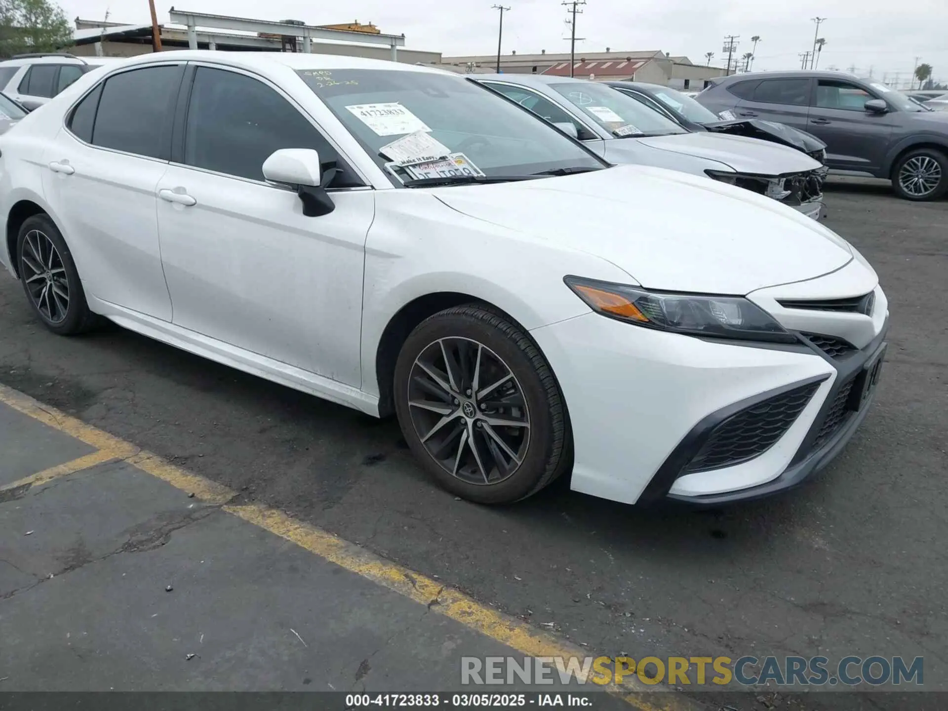 1 Photograph of a damaged car 4T1G11AK6PU764032 TOYOTA CAMRY 2023