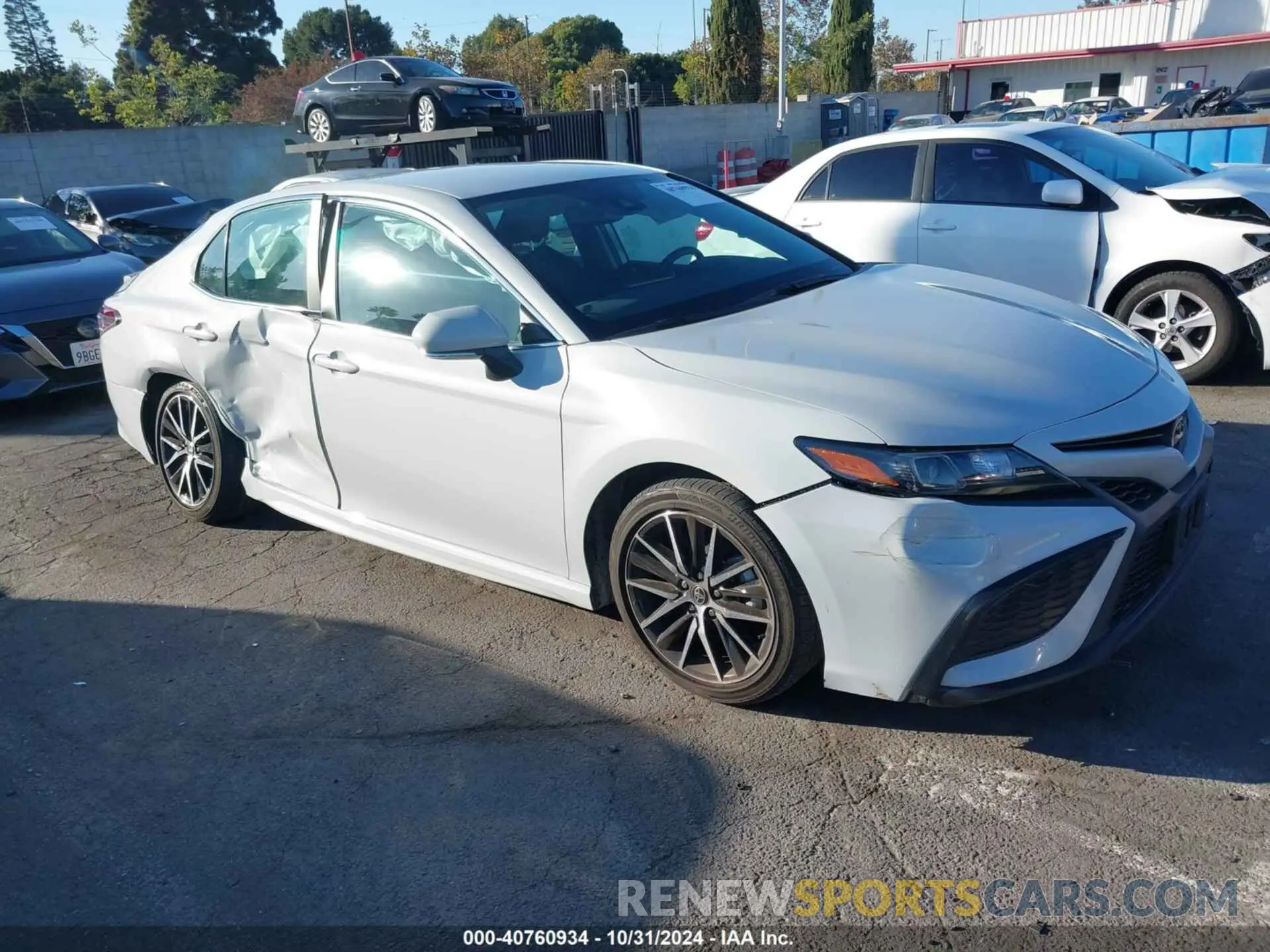 1 Photograph of a damaged car 4T1G11AK7PU114481 TOYOTA CAMRY 2023