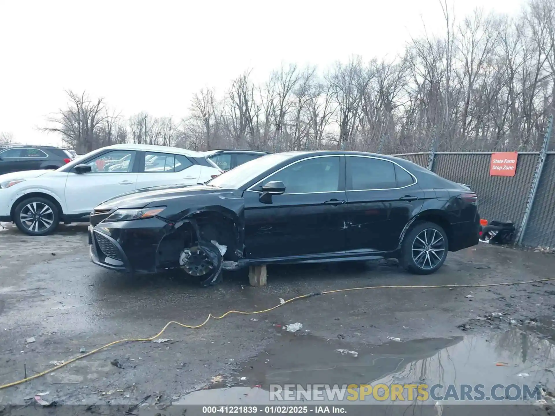 15 Photograph of a damaged car 4T1G11AK7PU118725 TOYOTA CAMRY 2023