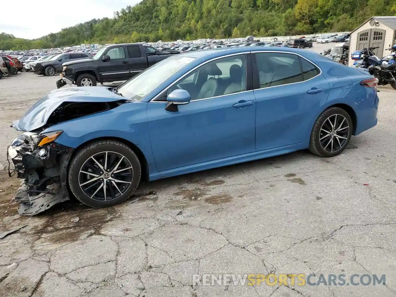 1 Photograph of a damaged car 4T1G11AK7PU152891 TOYOTA CAMRY 2023